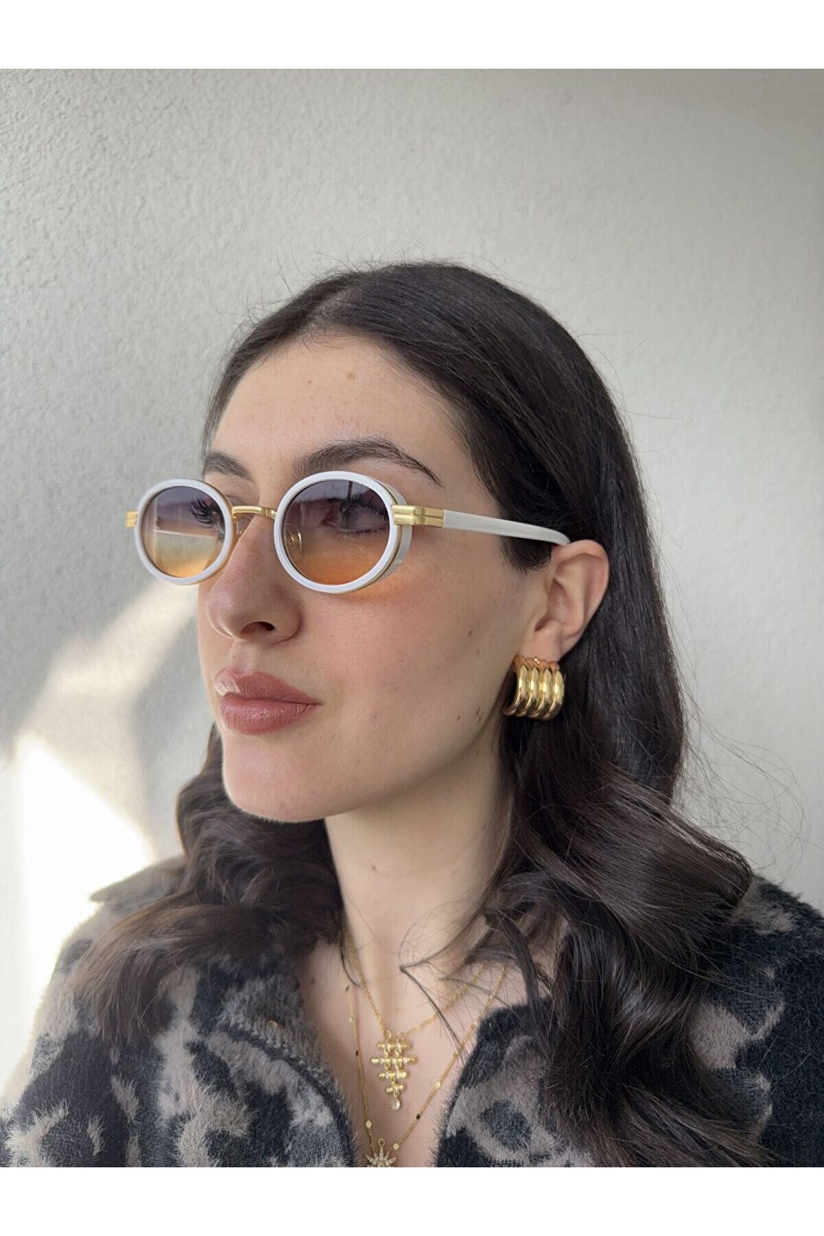 Ateli̇er Emi̇ne Renkli̇ Cam İkon Güneş Gözlüğü