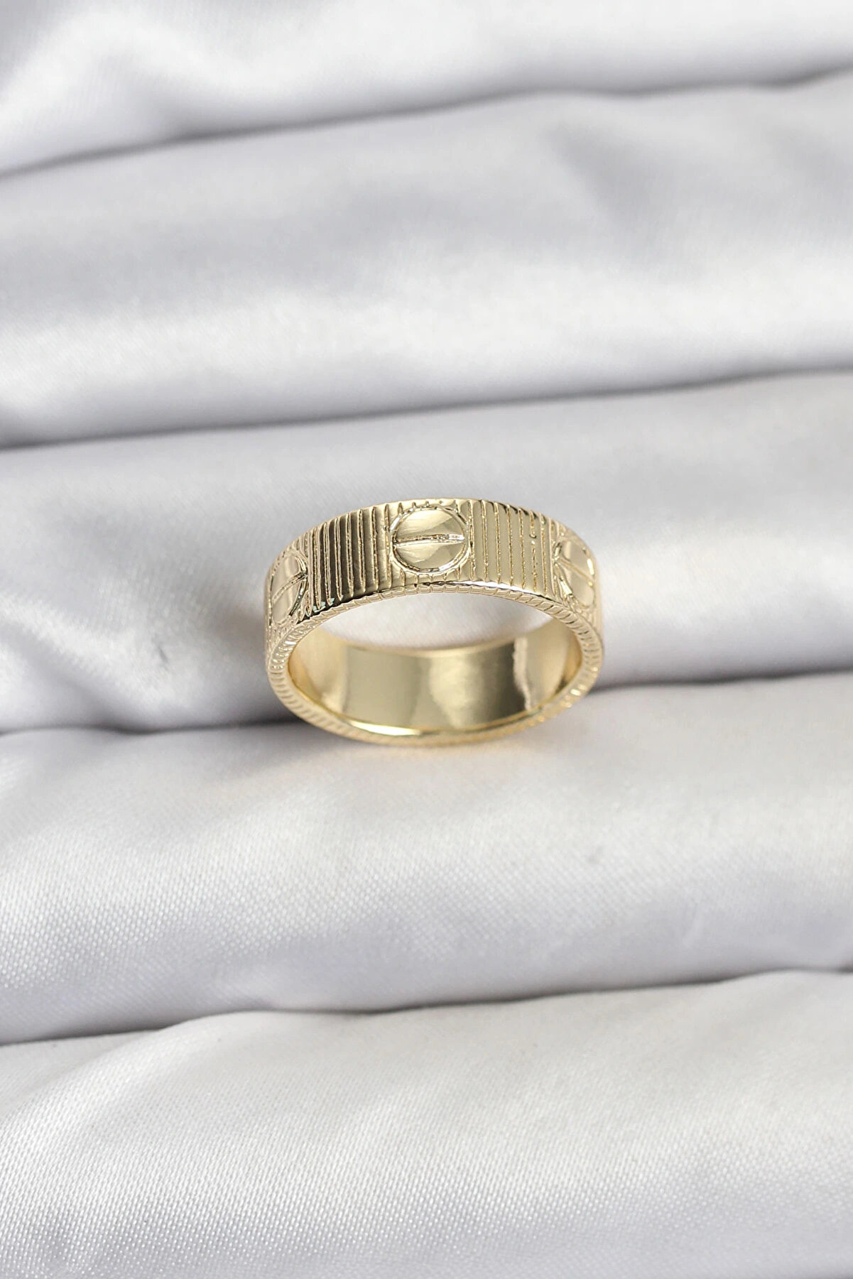 Clari̇ss Harmonyaura Gold Renk Model Kadın Y&uuml;z&uuml;k