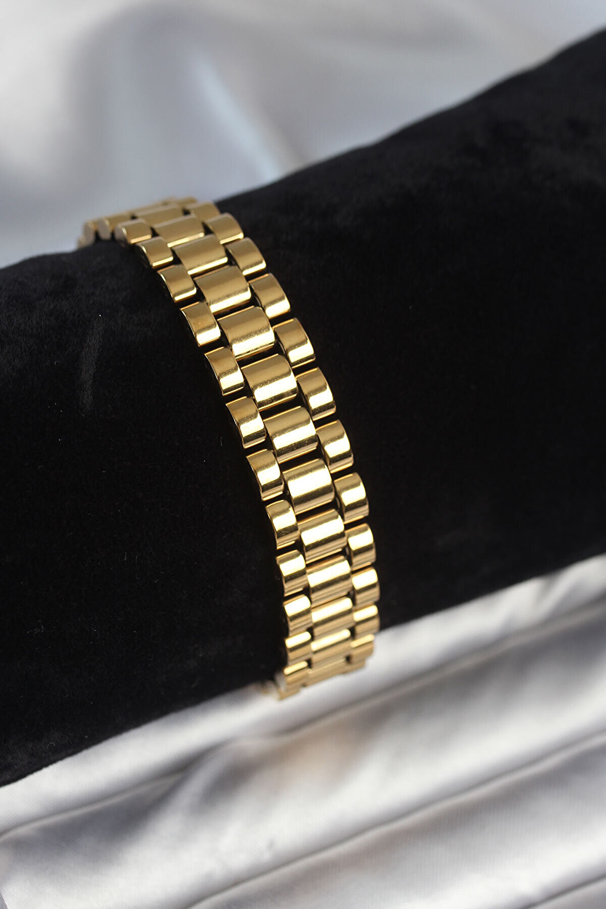 Buti̇k 316L &Ccedil;eli̇k Gold Renk 12 Mm Kalınlık Erkek Bi̇lekli̇k - Li̇si̇nya