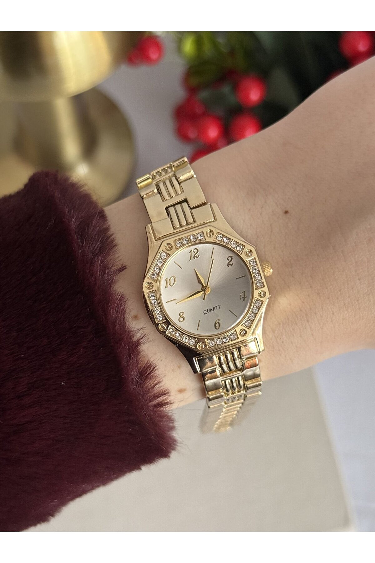 Ateli̇er Emi̇ne Gold Taş Detay Saat
