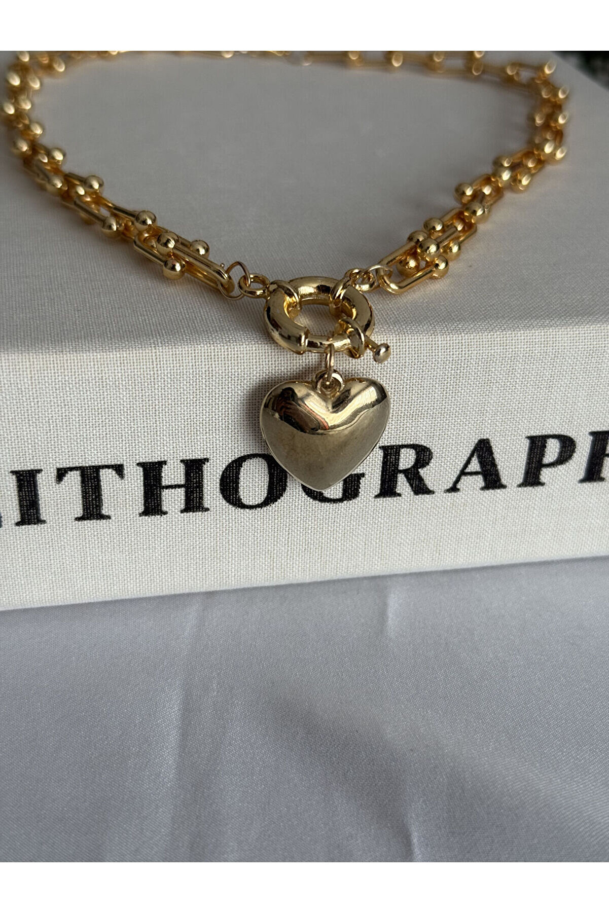 Ateli̇er Emi̇ne Kalp Charmlı Gold Kolye