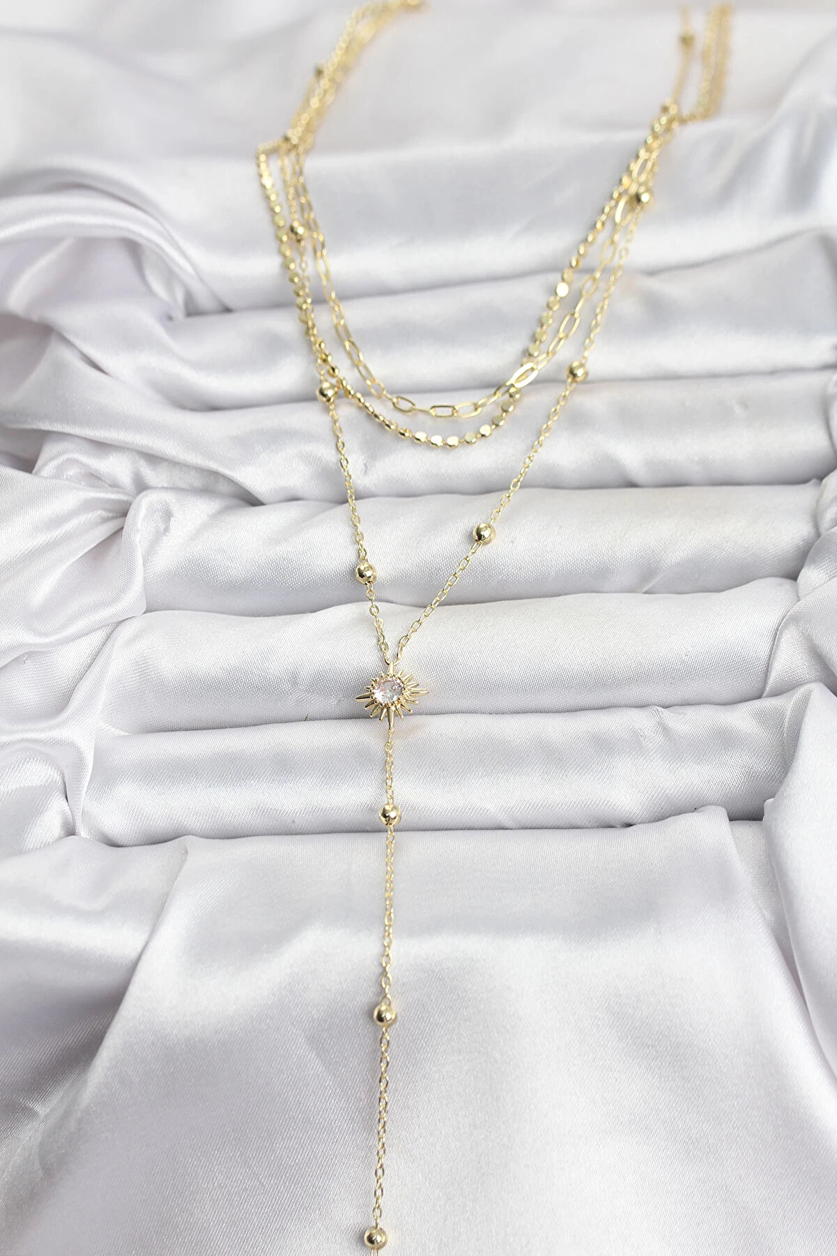 Buti̇k Pi̇ri̇n&ccedil; Gold Renk G&uuml;neş Model Detaylı 3 L&uuml; Kombi̇n Y Kadın Kolye