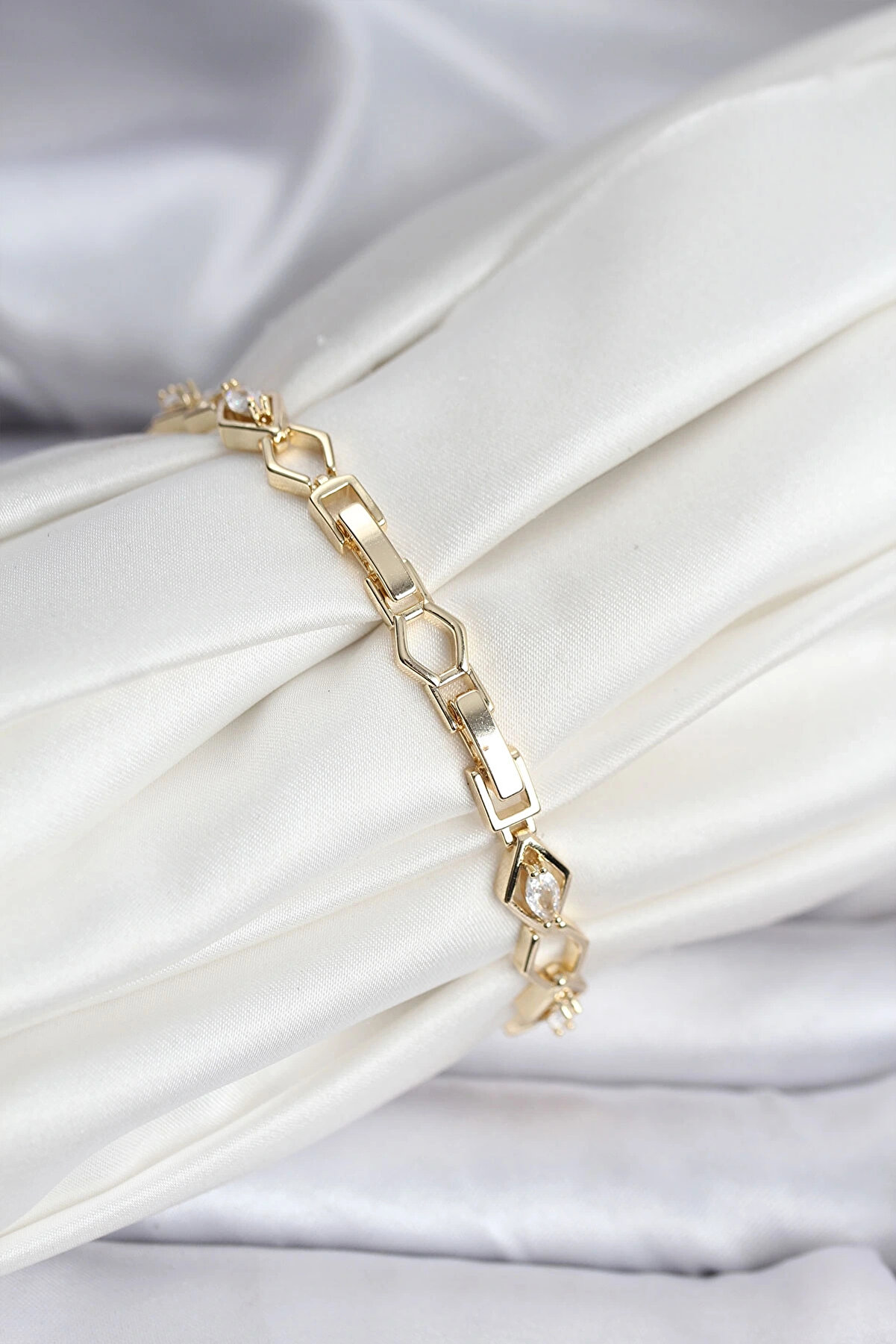 Toptan Bulurum Bfs 14K Gold Renk Kaplama Baklava Di̇li̇m Model Kadın Bi̇lekli̇k