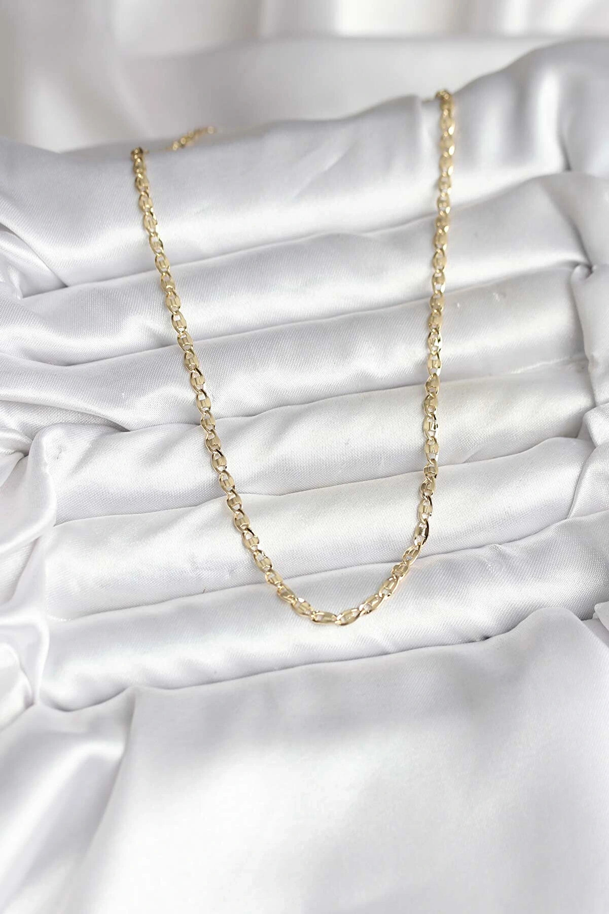 Clari̇ss Bfs 14K Gold Renk Kaplama Ezme Plaka Model Cm Kadın Kolye