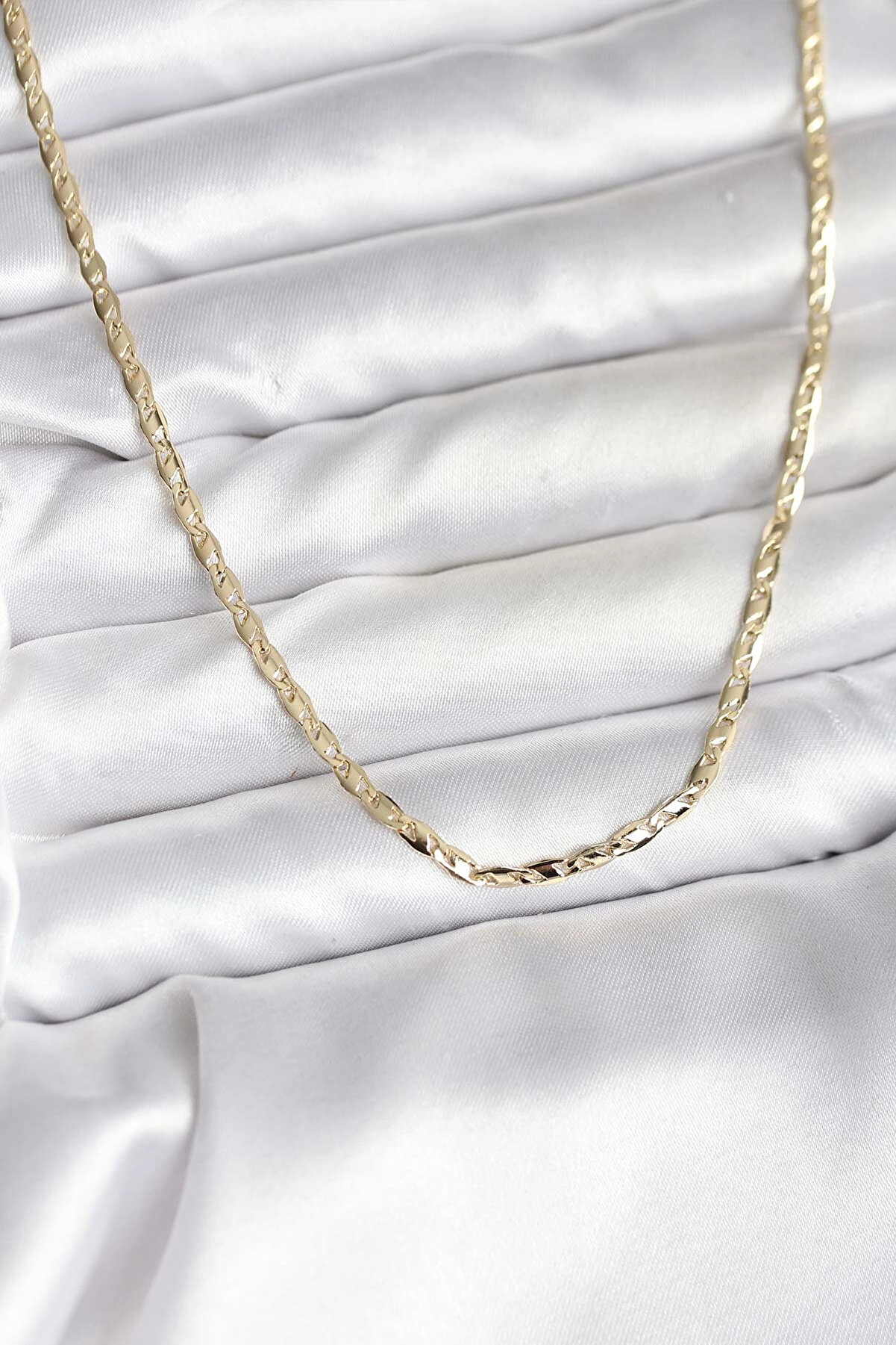 Clari̇ss 14K Gold Renk Kaplama Ezme Zi̇nci̇r Model Cm Kadın Kolye