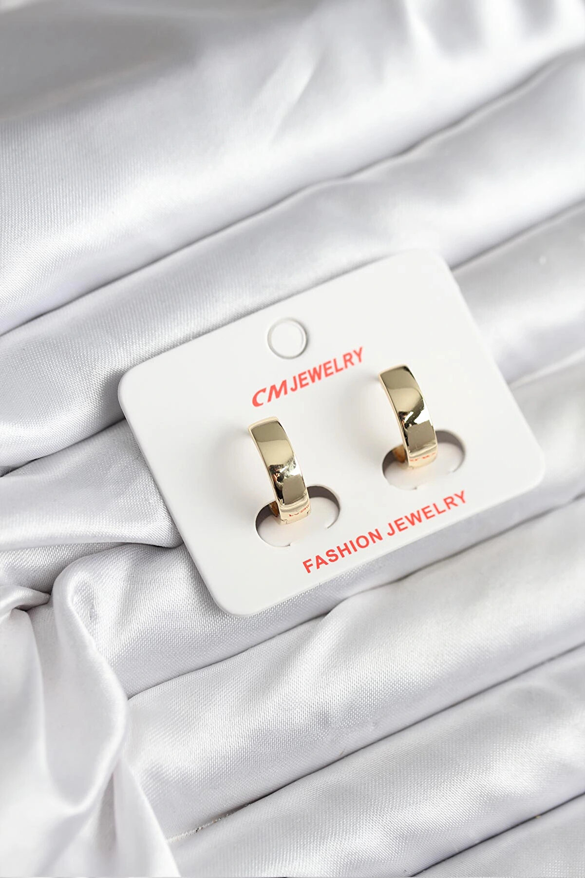 Buti̇k 14K Gold Renk Kaplama Cm Kadın K&uuml;pe