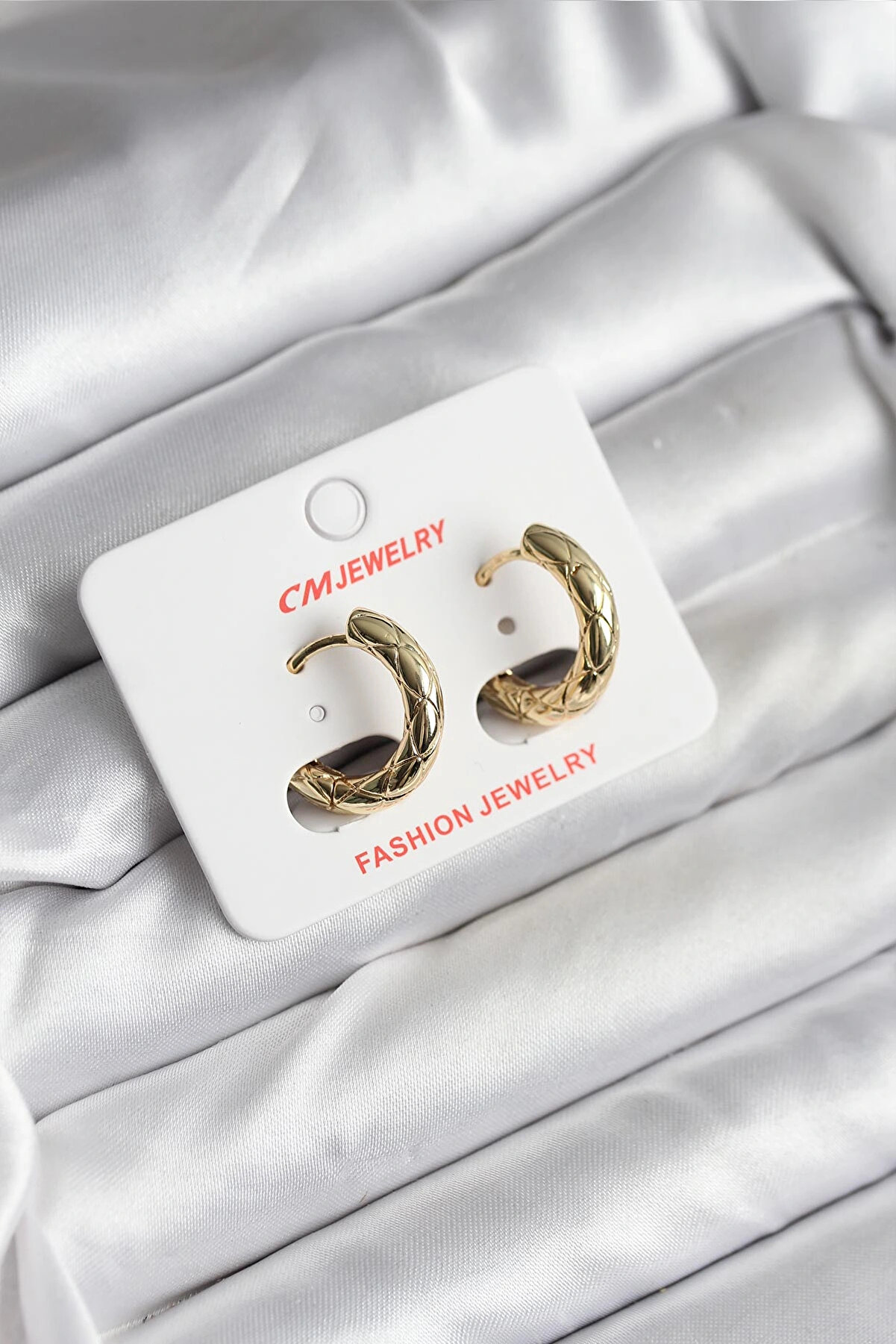 Buti̇k 14K Gold Renk Kaplama Cm Kadın K&uuml;pe