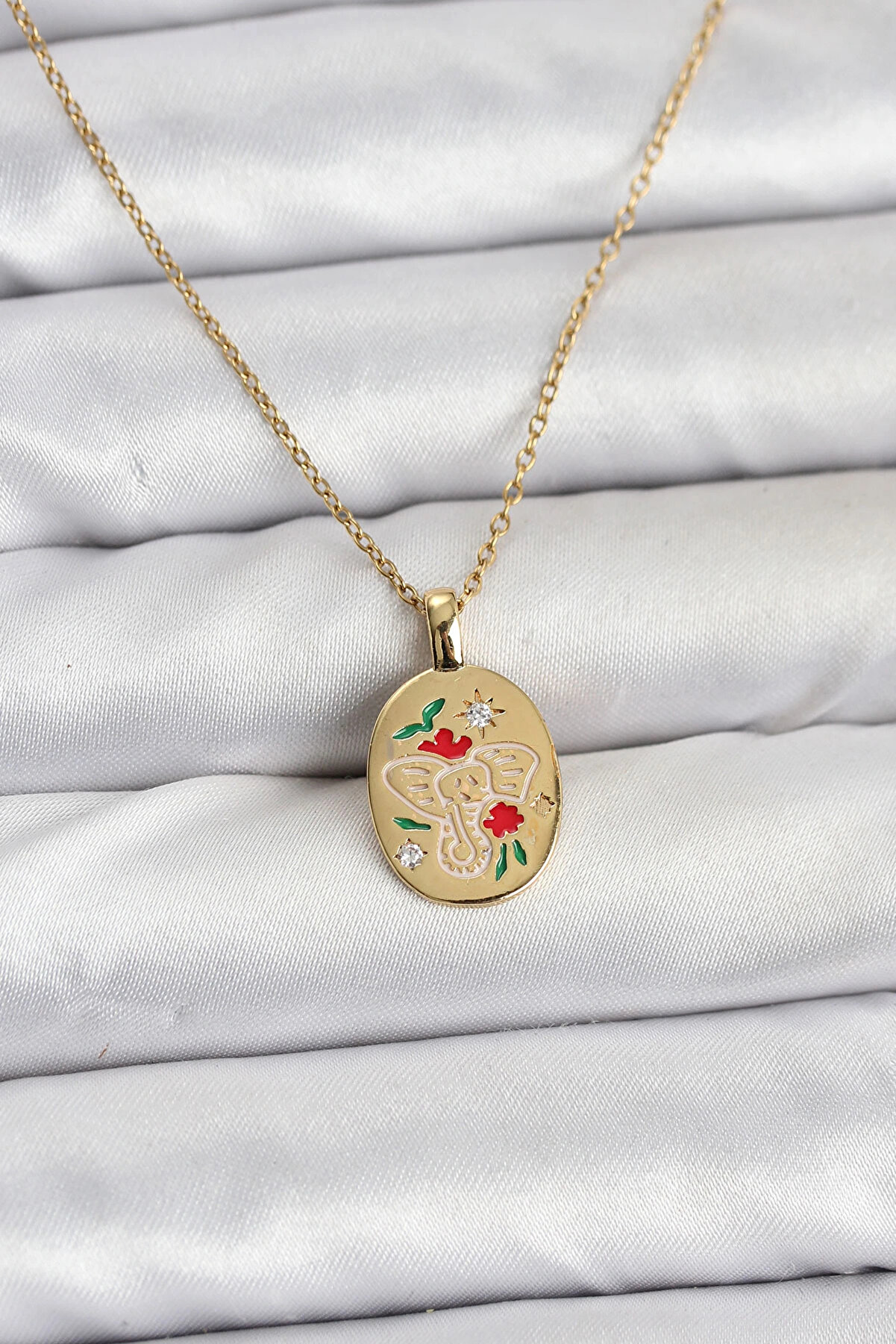 Buti̇k 316L &Ccedil;eli̇k Zi̇nci̇r Gold Renk Fi̇l Fi̇g&uuml;rl&uuml; Kadın Kolye