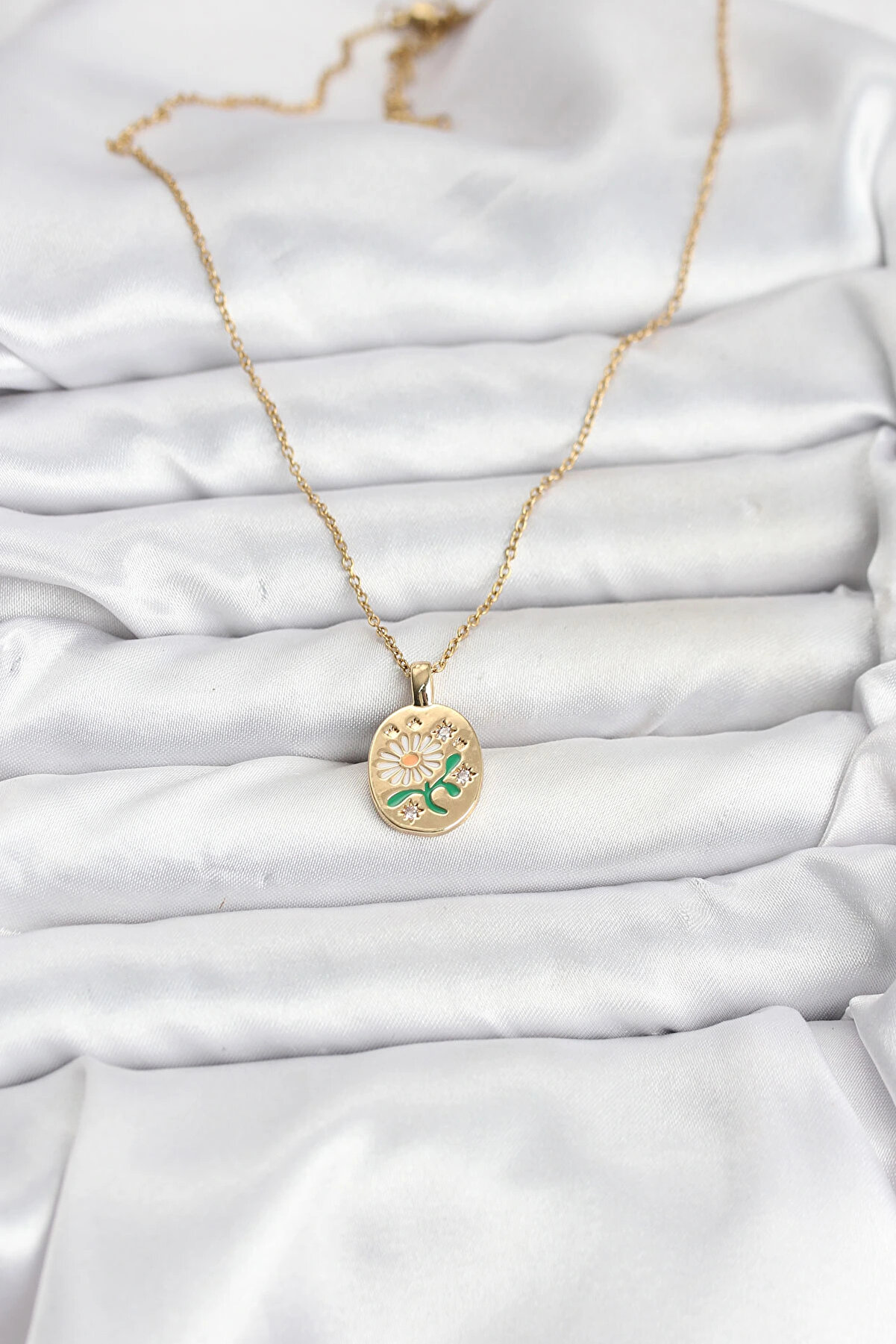 Buti̇k 316L &Ccedil;eli̇k Zi̇nci̇r Papatya Fi̇g&uuml;rl&uuml; Kadın Kolye