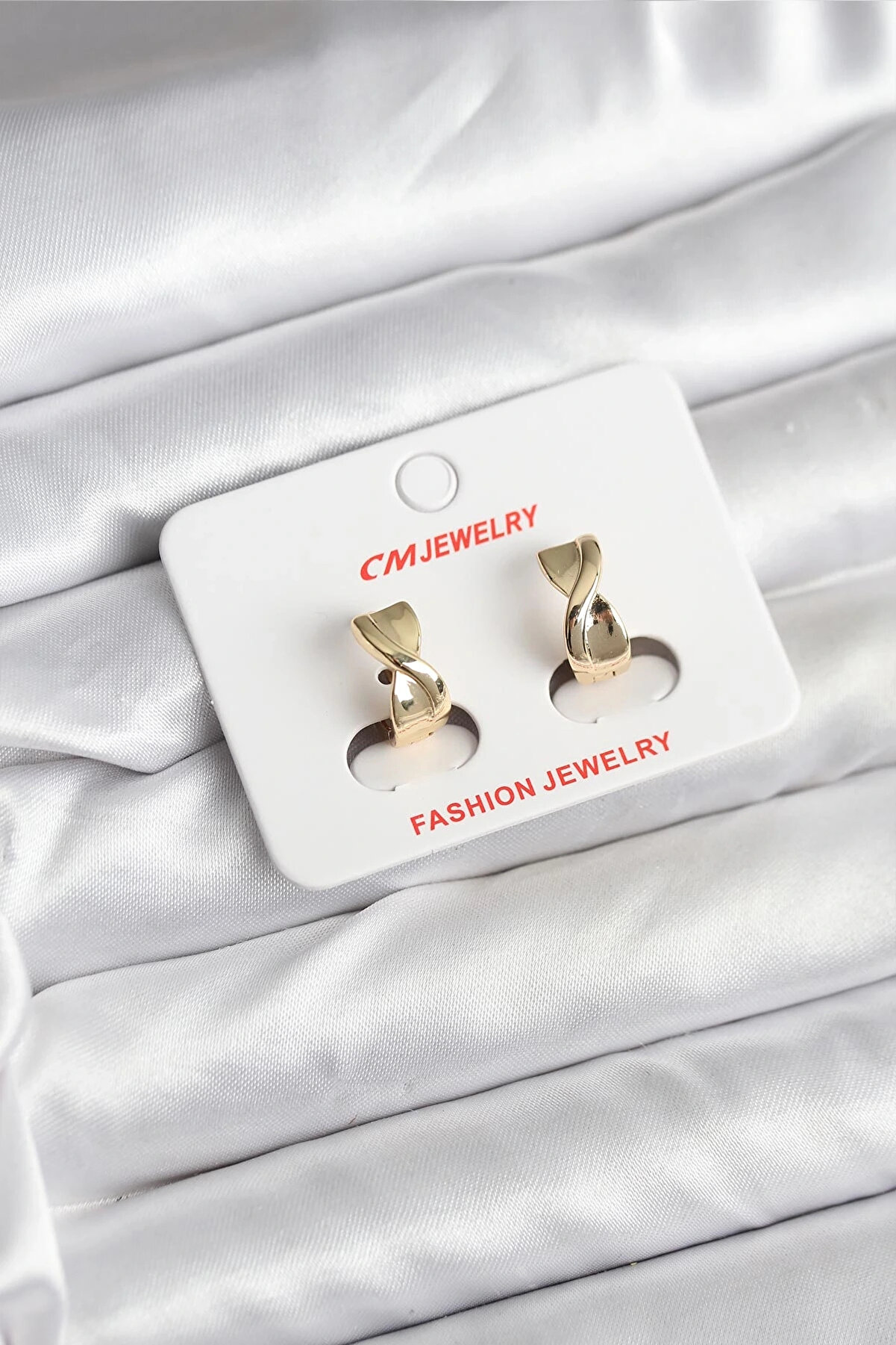 Buti̇k Ceylan Adam 14K Gold Renk Kaplama Cm Kadın K&uuml;pe