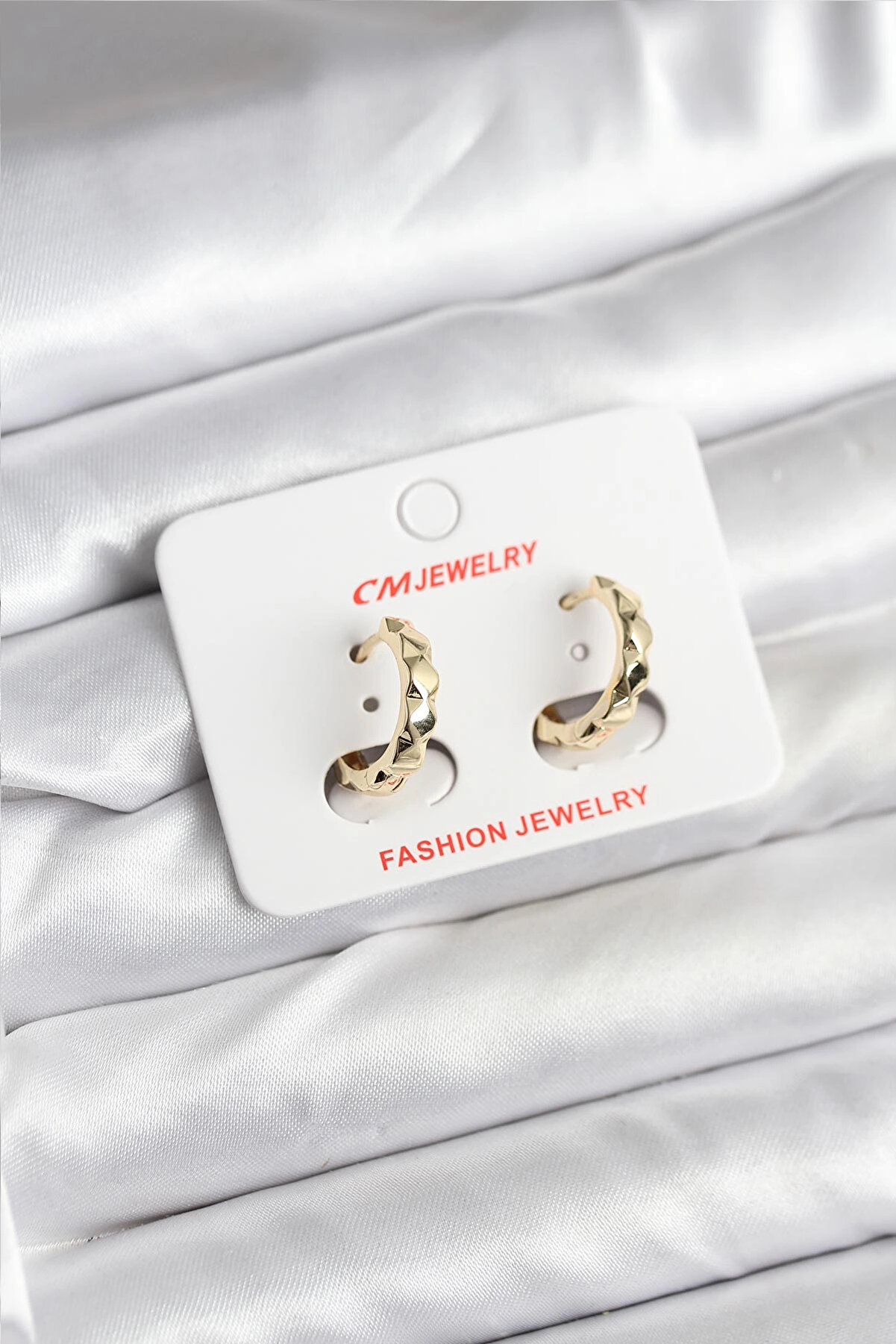 Buti̇k Harmonyaura 14K Gold Renk Kaplama Cm Kadın K&uuml;pe