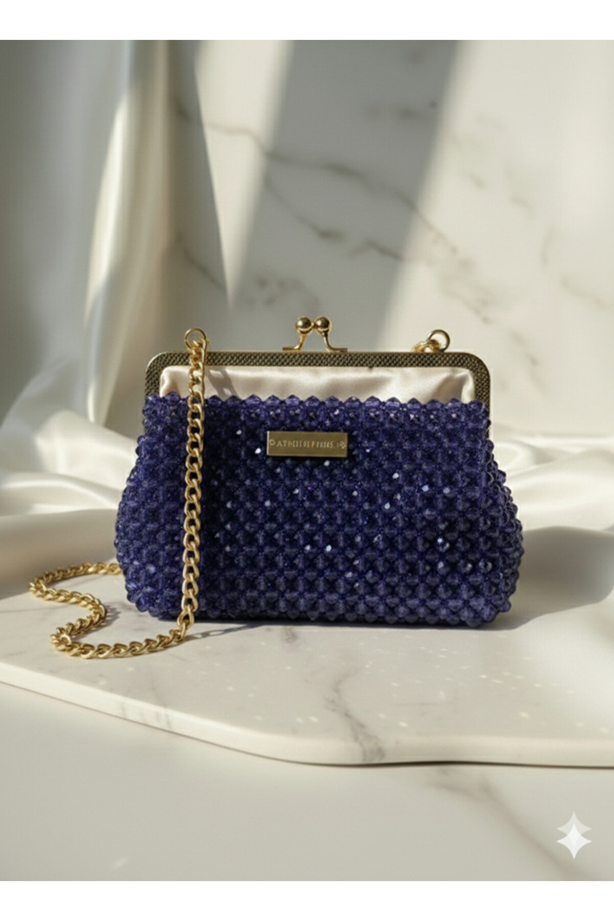 Ateli̇er Emi̇ne Mi̇dni̇ght Sapphi̇re Creme – Özel Üreti̇m Kri̇stal Çanta