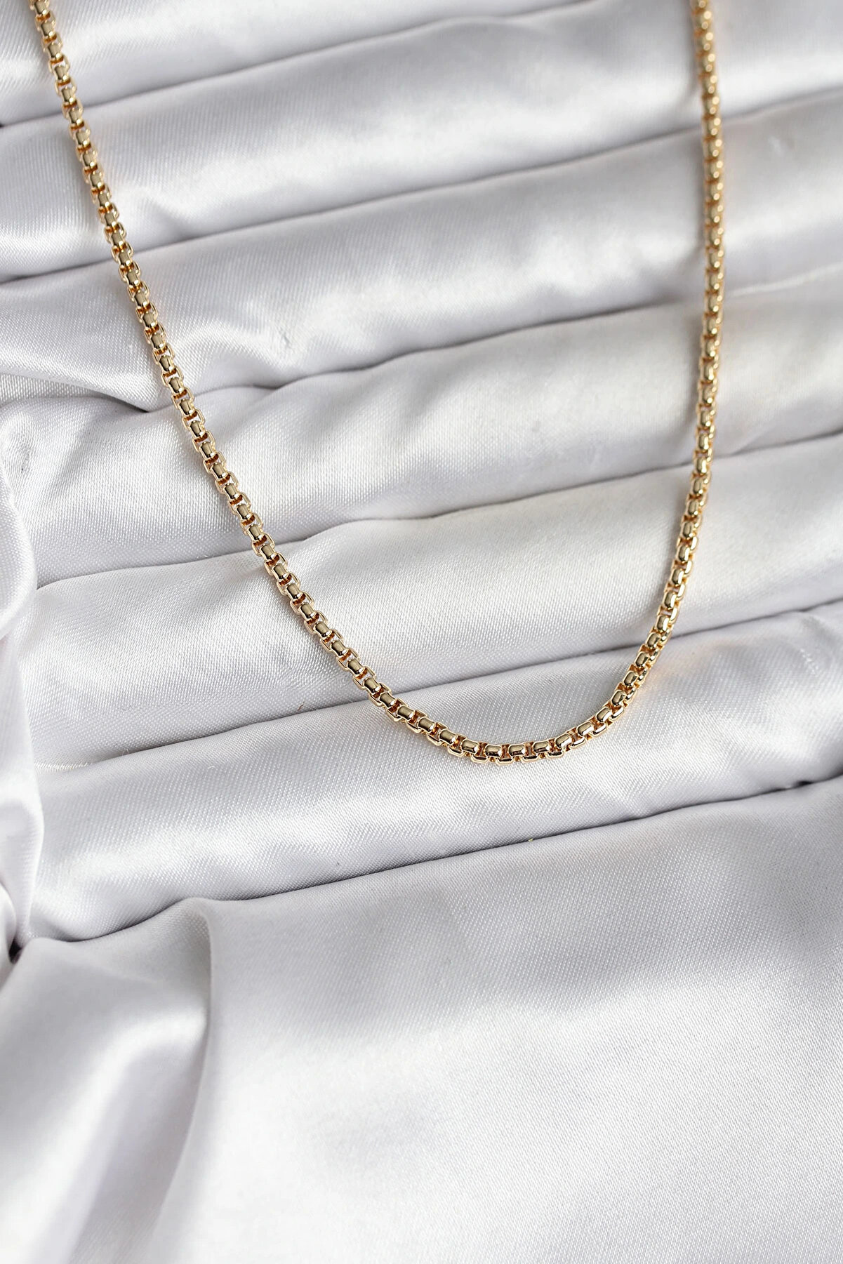 Buti̇k 14K Gold Renk Kaplama Zi̇nci̇r Model Cm Kadın Kolye