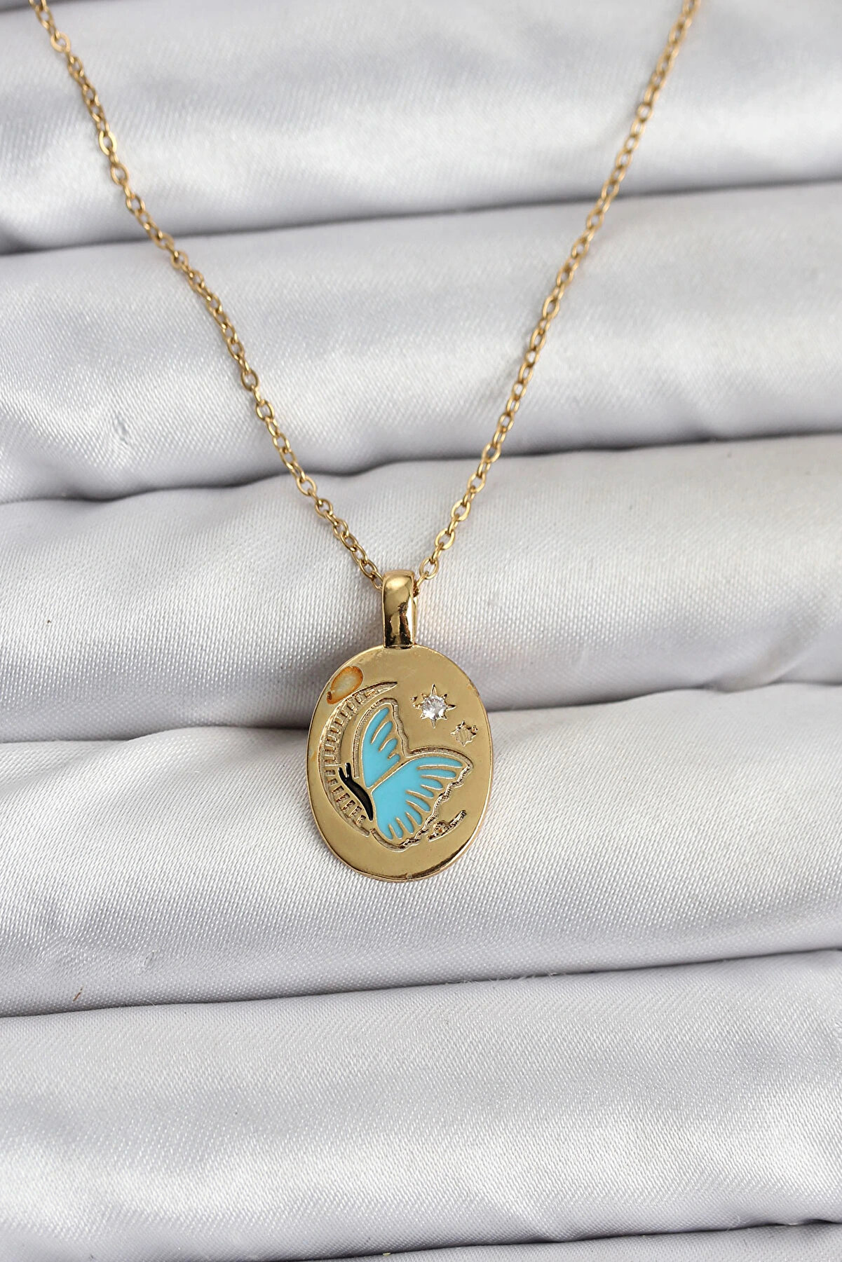 Buti̇k 316L &Ccedil;eli̇k Zi̇nci̇r Gold Renk Kelebek Fi̇g&uuml;r Kadın Kolye