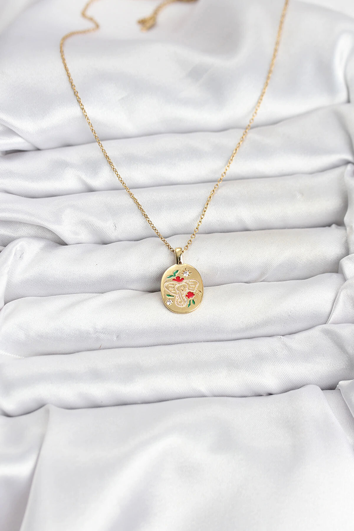 Buti̇k 316L &Ccedil;eli̇k Zi̇nci̇r Gold Renk Fi̇l Fi̇g&uuml;rl&uuml; Kadın Kolye