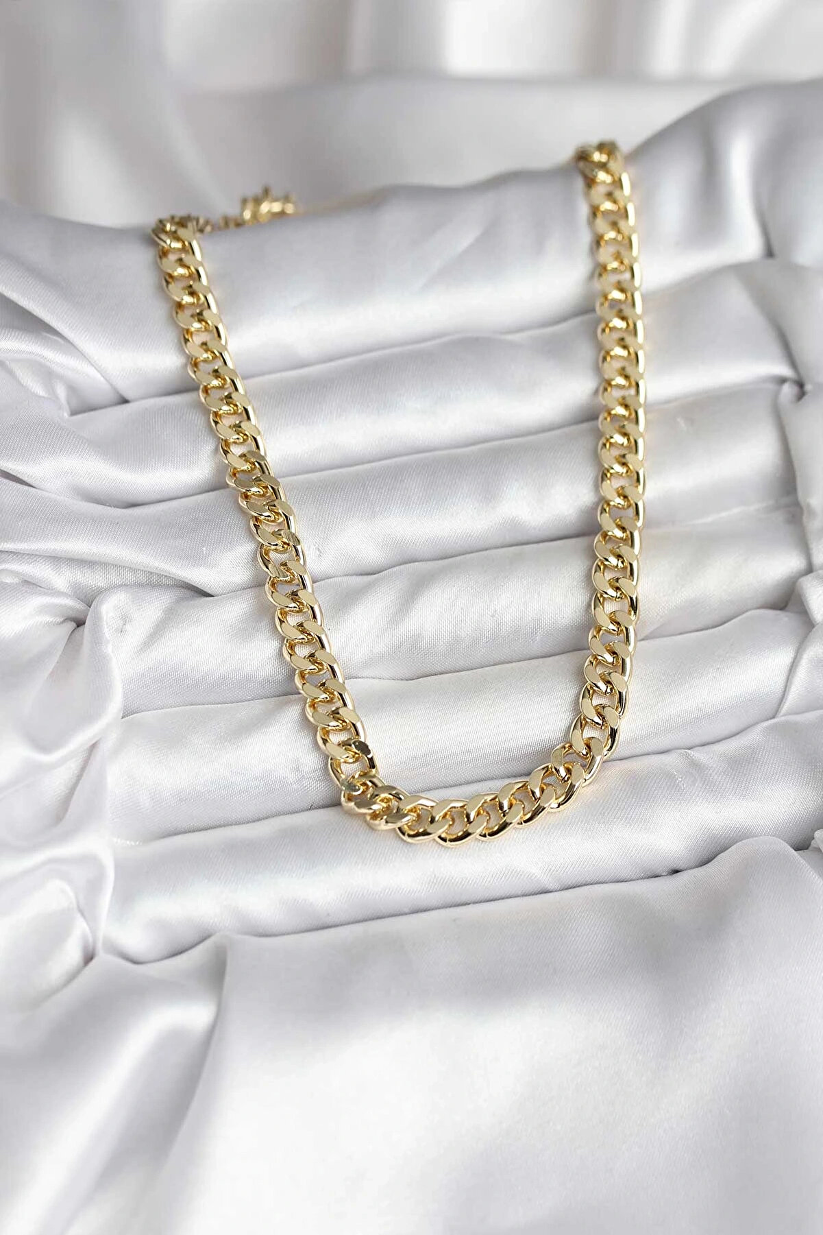 Clari̇ss 14K Gold Renk Kaplama Kalın Zi̇nci̇r Model Cm Kadın Kolye