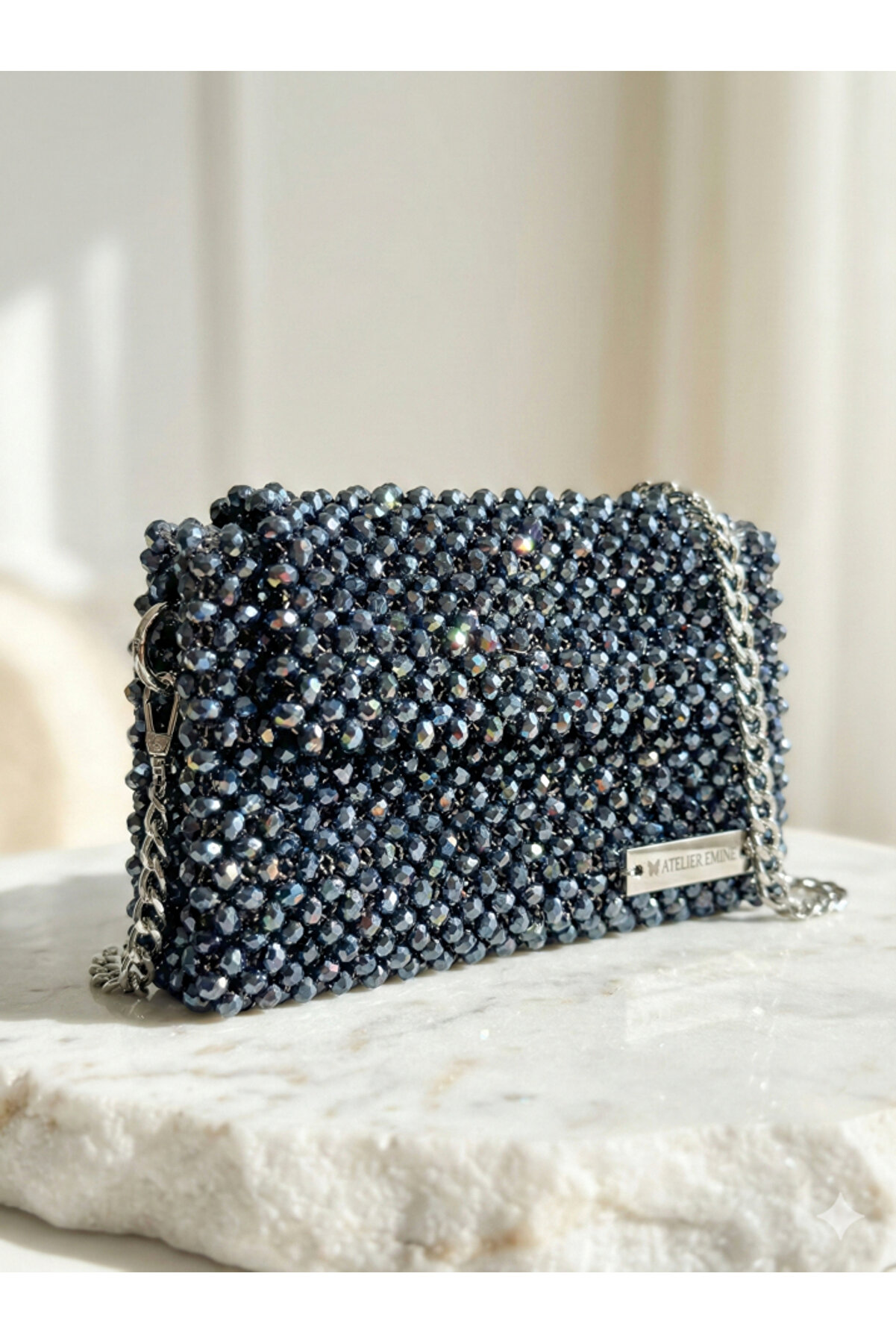 Ateli̇er Emi̇ne Moonstone Charcoal Creme – Özel Üreti̇m Kri̇stal Çanta