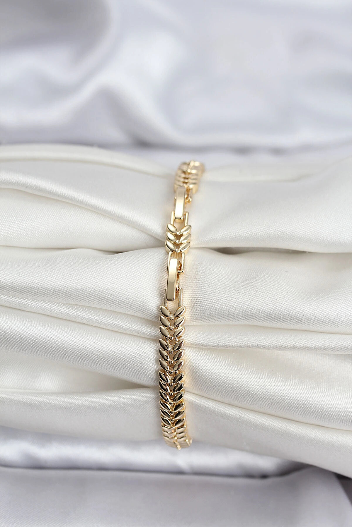 Wi̇ndora Harmonyaura 14K Gold Renk Kaplama Başak Model Zi̇rkon Taşlı Cm Kadın Bi̇lekli̇k