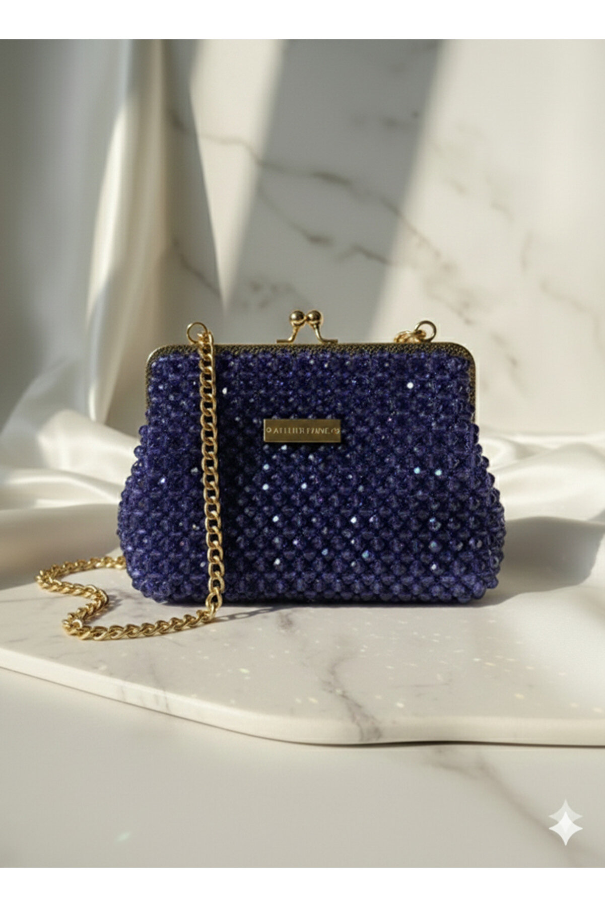 Ateli̇er Emi̇ne Mi̇dni̇ght Sapphi̇re Creme – Özel Üreti̇m Kri̇stal Çanta