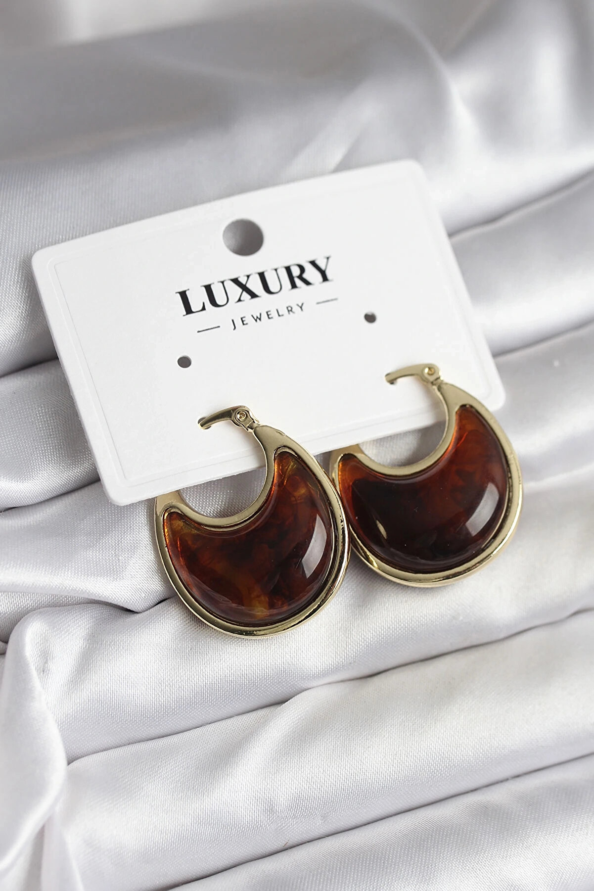 Sorvi̇enne Pi̇ri̇n&ccedil; Gold Kahverengi̇ Renk Vi̇ntage Kadın K&uuml;pe