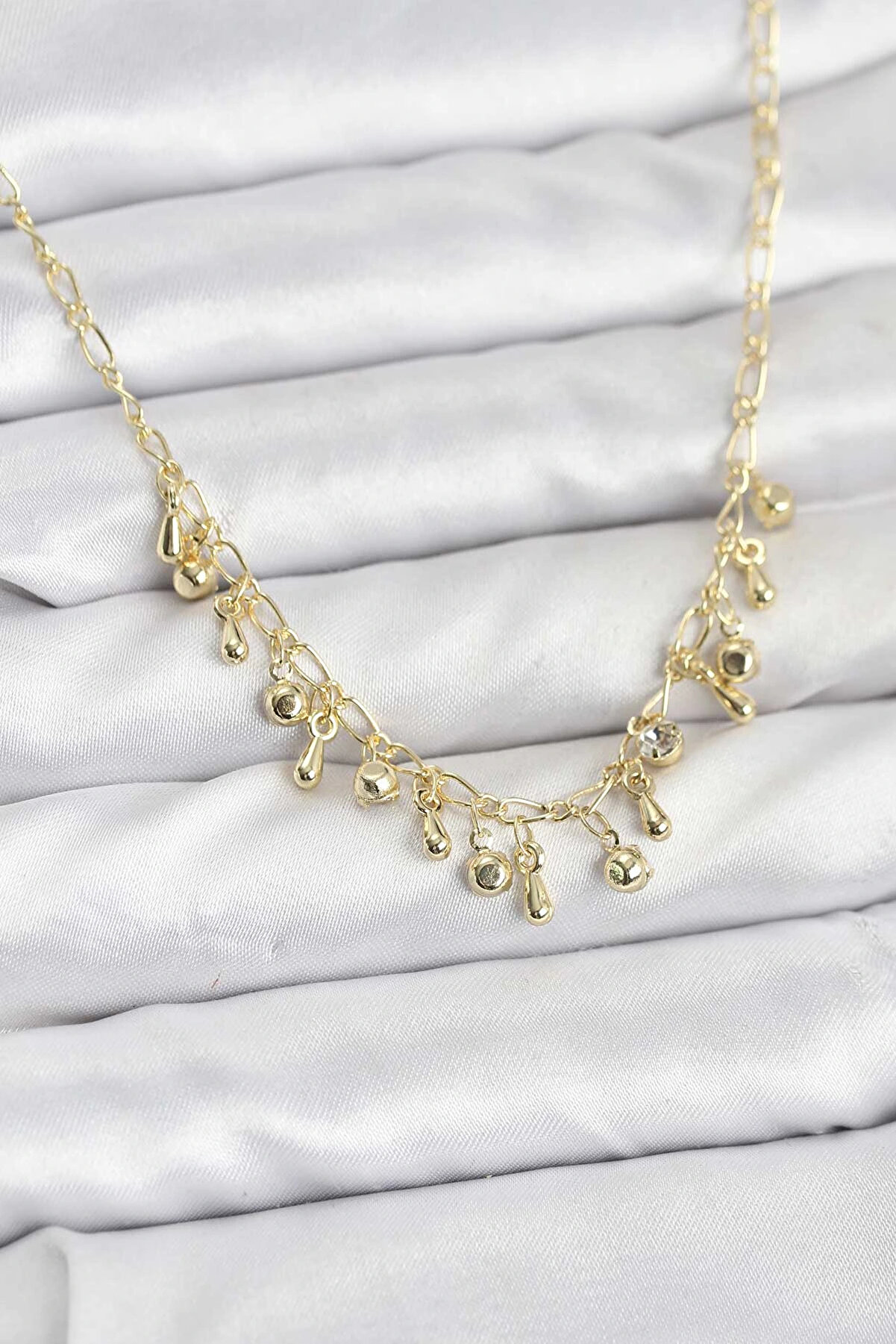 Buti̇k 316L &Ccedil;eli̇k Zi̇nci̇r Gold Renk Kadın Kolye