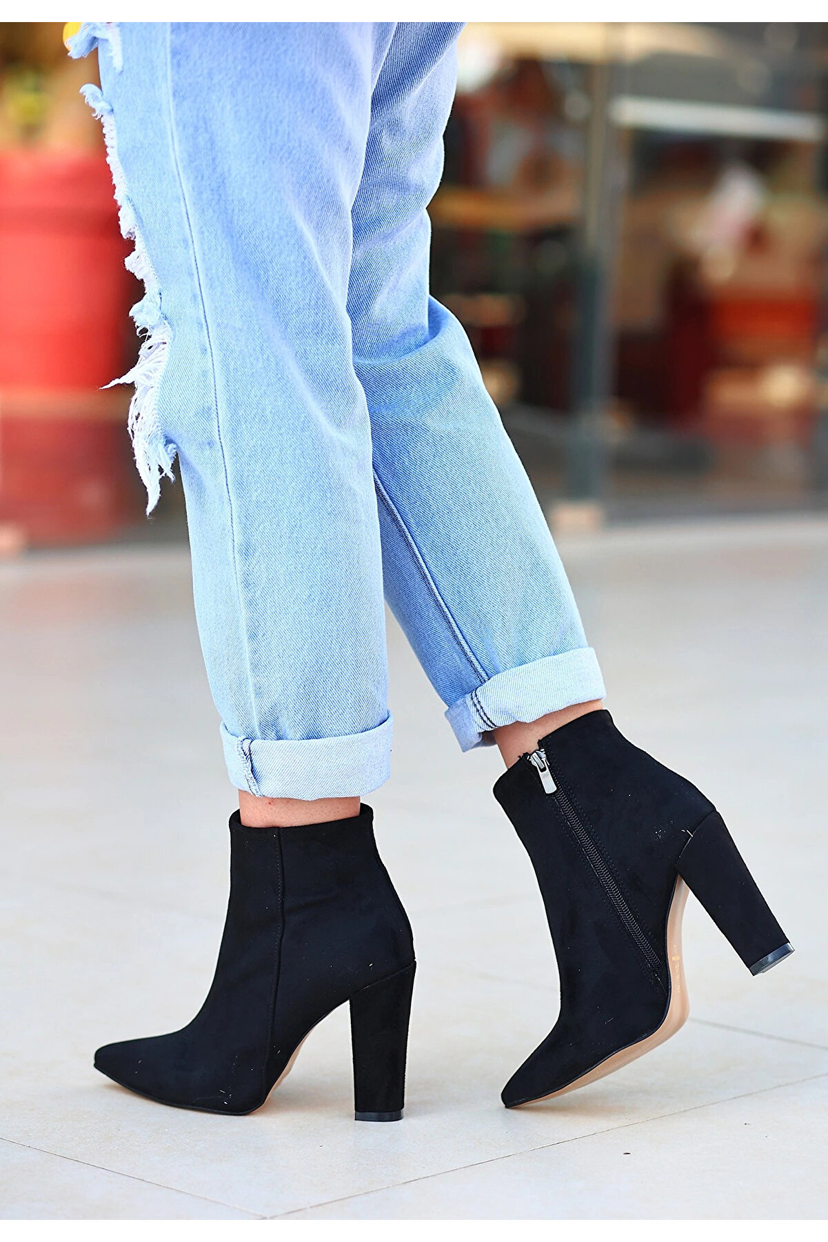 Buti̇k Loora Si̇yah S&uuml;et Topuklu Bot