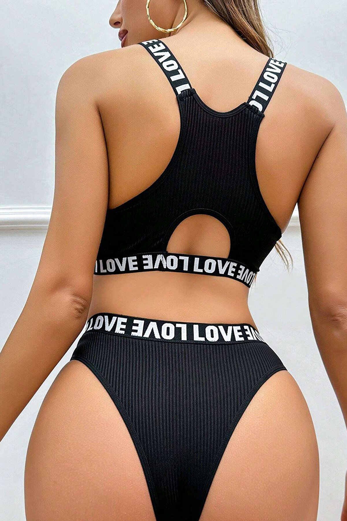 Fantasti̇k Store Kadın Si̇yah &Ccedil;apraz Sırt Ve Love Lasti̇k Detaylı S&uuml;tyen K&uuml;lot Takım