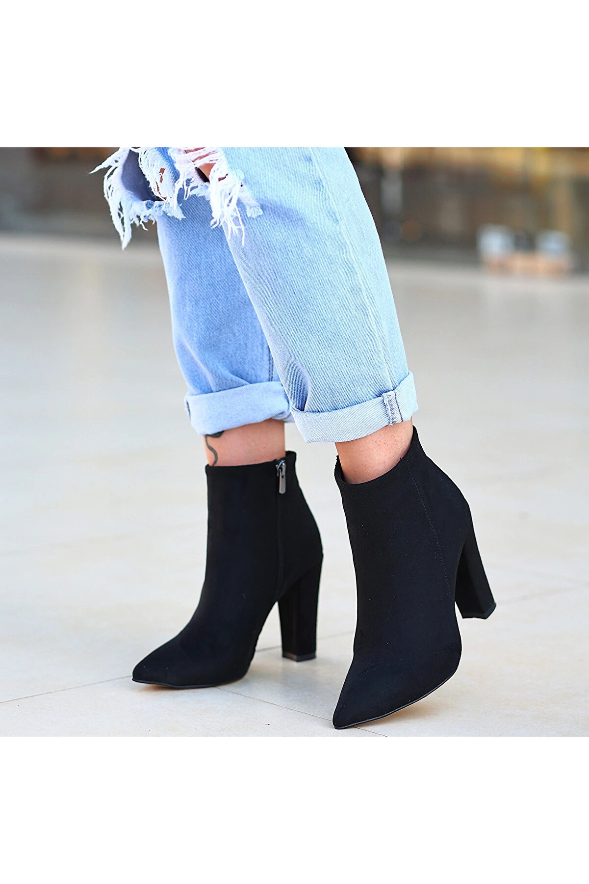 Buti̇k Loora Si̇yah S&uuml;et Topuklu Bot