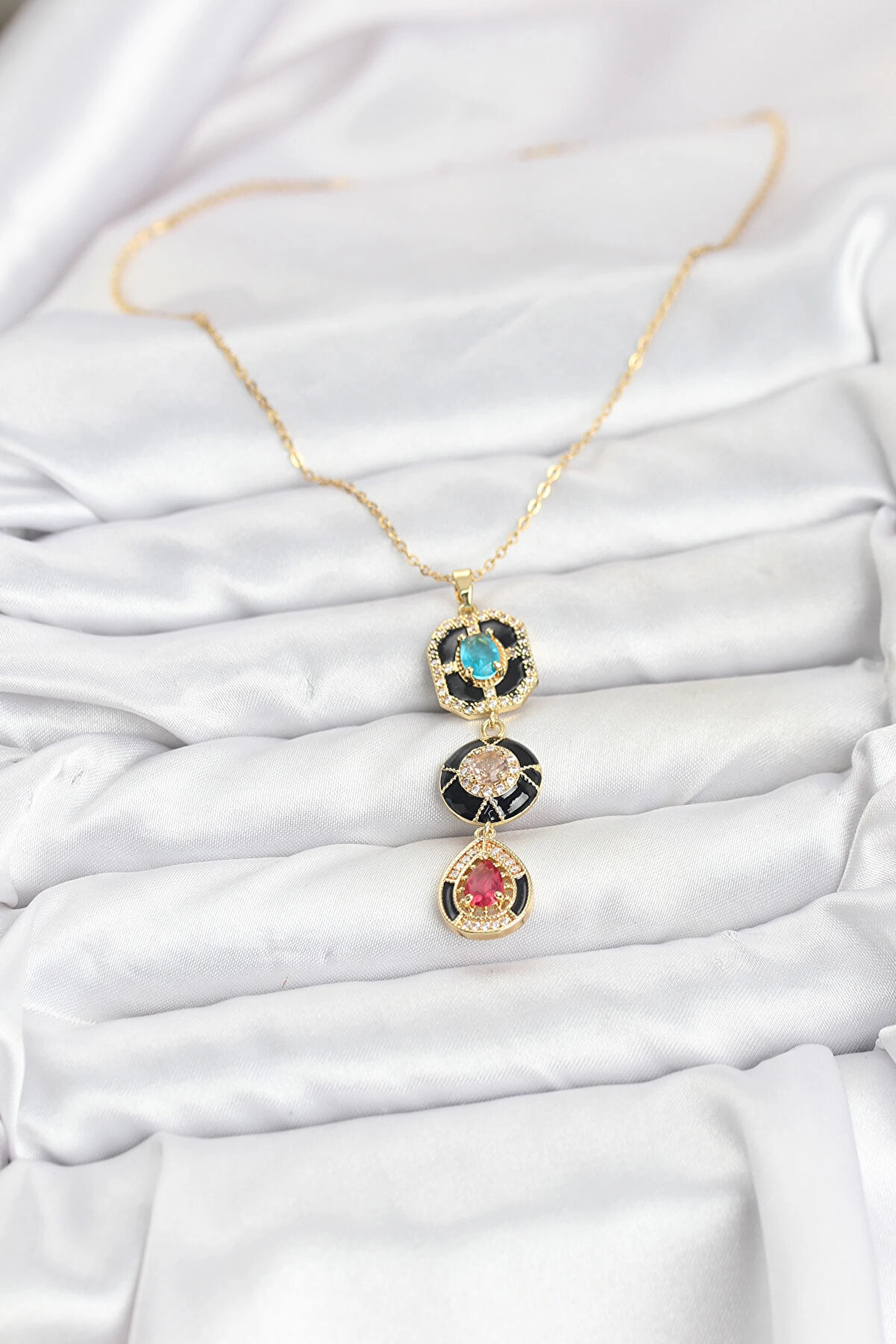 Buti̇k 316L &Ccedil;eli̇k Vi̇ntage Model Kadın Kolye