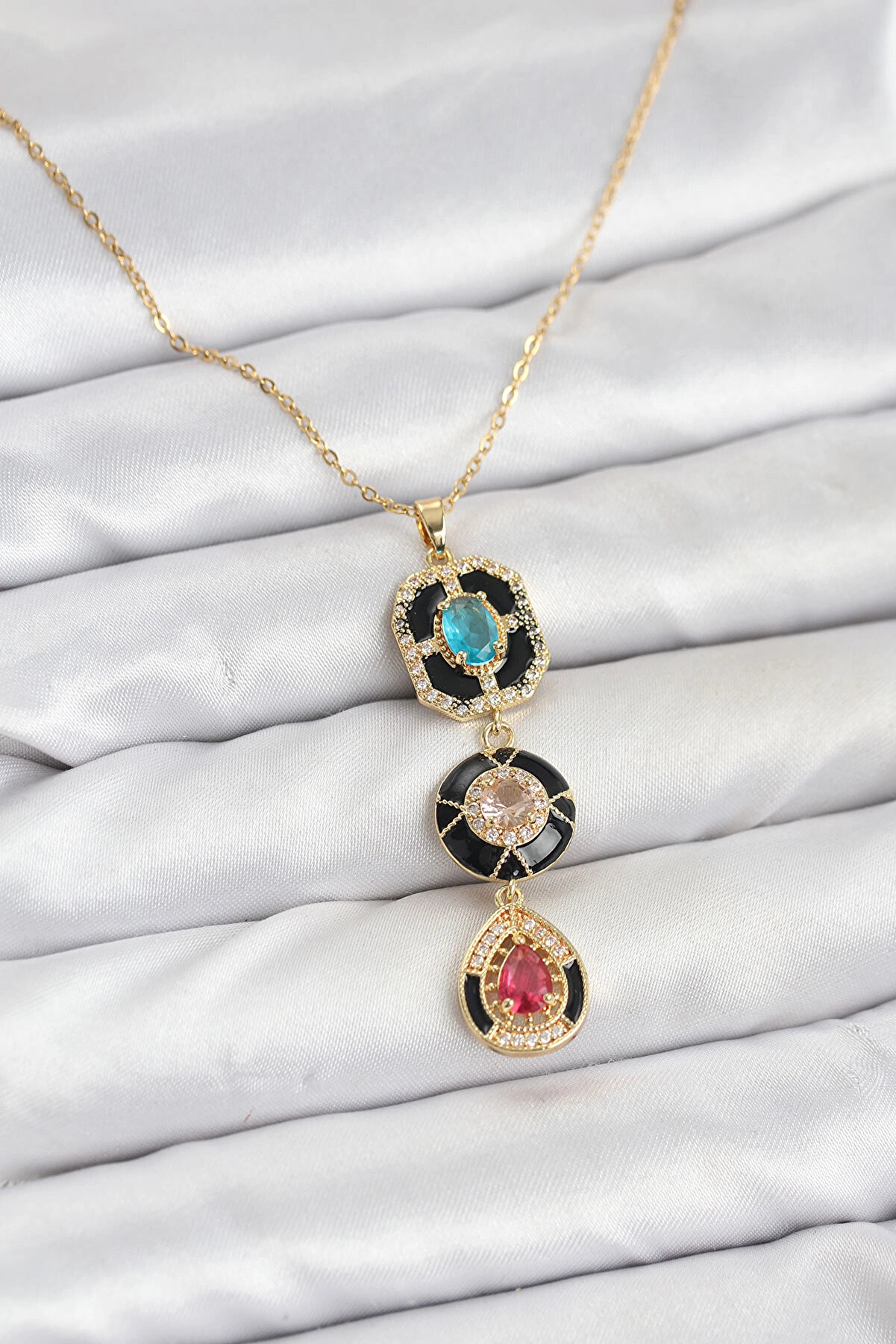 Buti̇k 316L &Ccedil;eli̇k Vi̇ntage Model Kadın Kolye