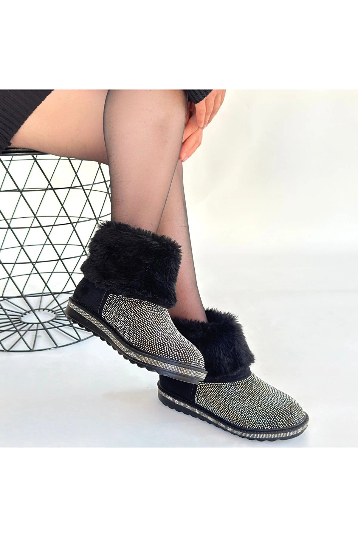 Ethab Ti̇caret Li̇nka Si̇yah S&uuml;et G&uuml;m&uuml;ş Boncuk İşlemeli̇ Bot