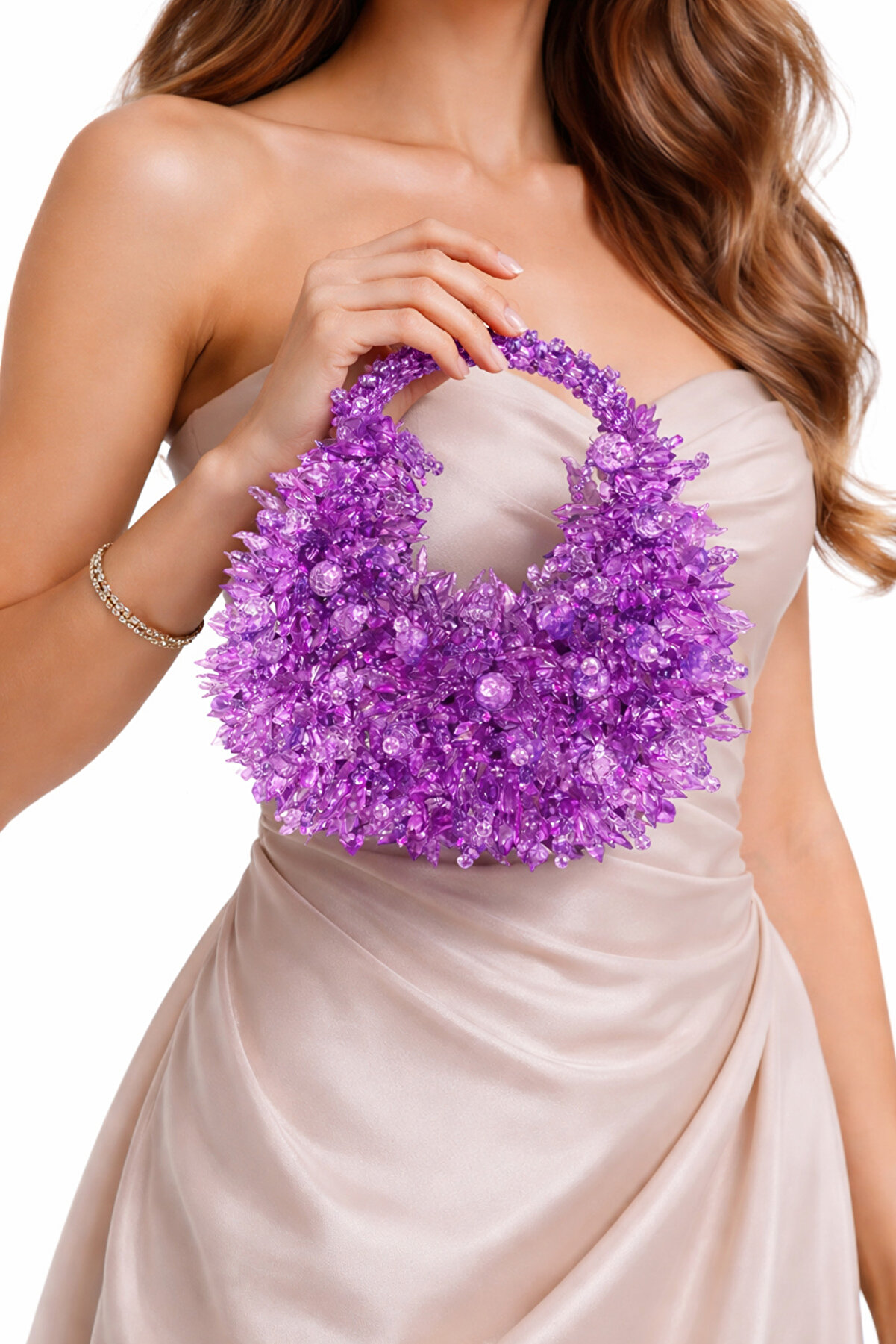 Ateli̇er Emi̇ne Stracci̇ Li̇lac&eacute;e