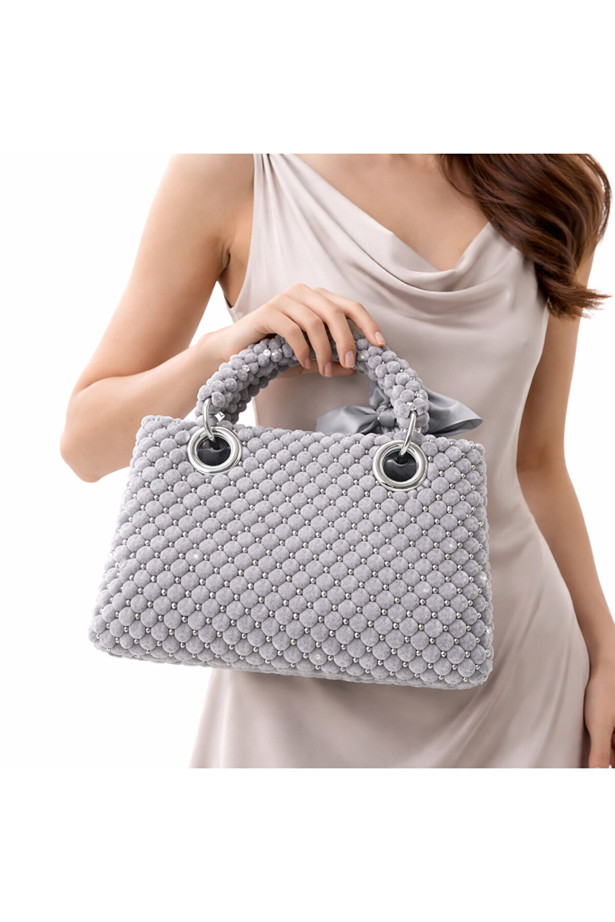 Ateli̇er Emi̇ne Si̇lva Ti̇tani̇um