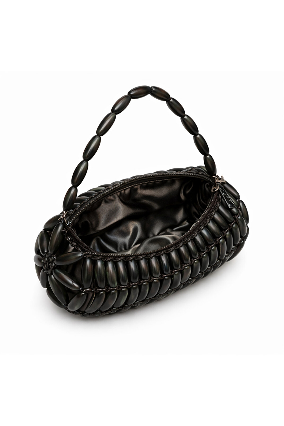 Ateli̇er Emi̇ne Cali̇sta Syri̇nx