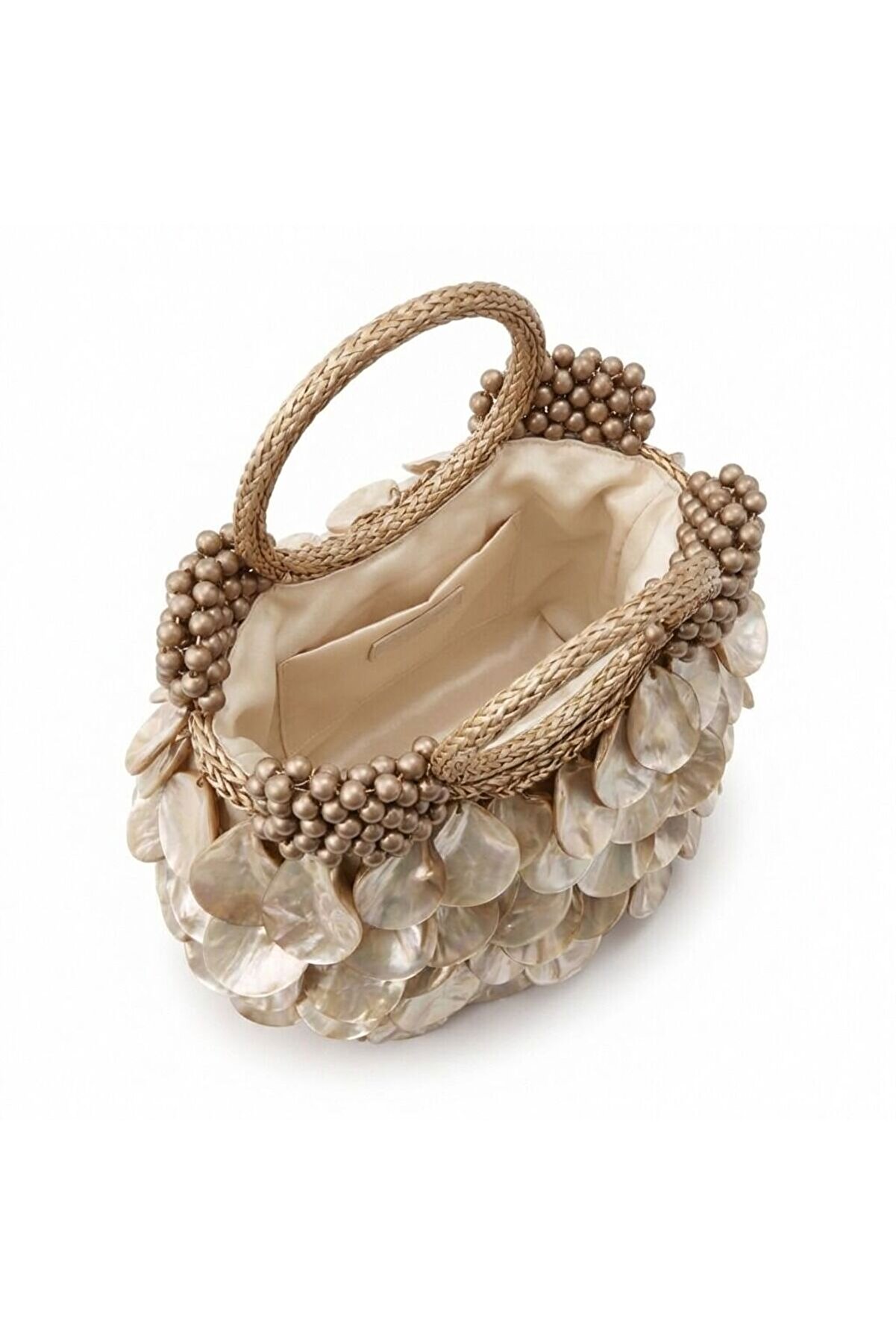 Ateli̇er Emi̇ne Cali̇sta Si̇lence