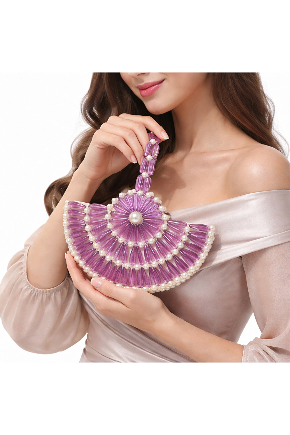 Ateli̇er Emi̇ne Melo Iri̇s