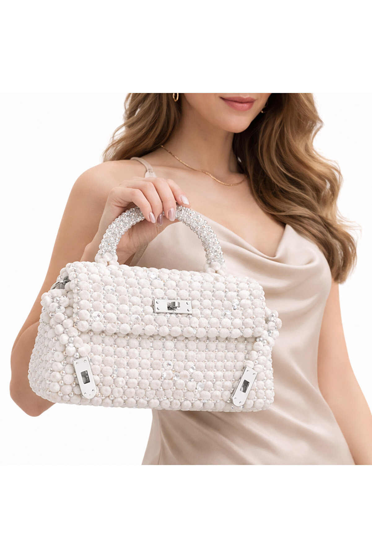 Ateli̇er Emi̇ne V&eacute;li̇s Whi̇sper