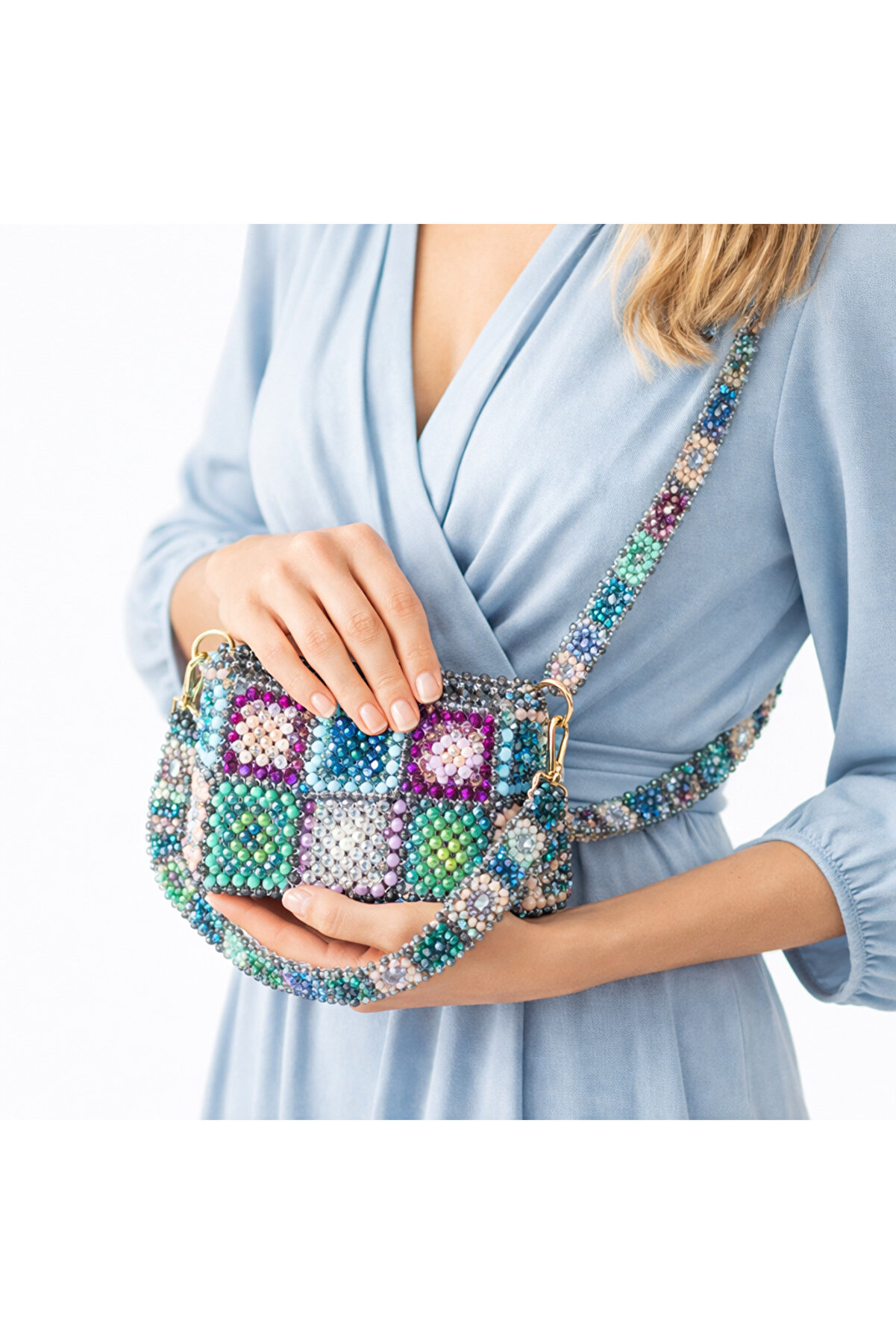 Ateli̇er Emi̇ne Budi̇no Lumi̇nara