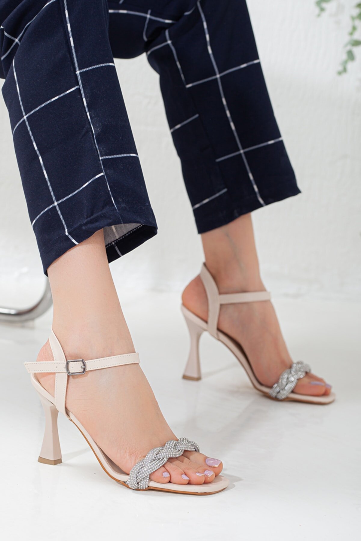 Gult Kadın Taş Örgülü Yazlık Açık Ayakkabı Ten