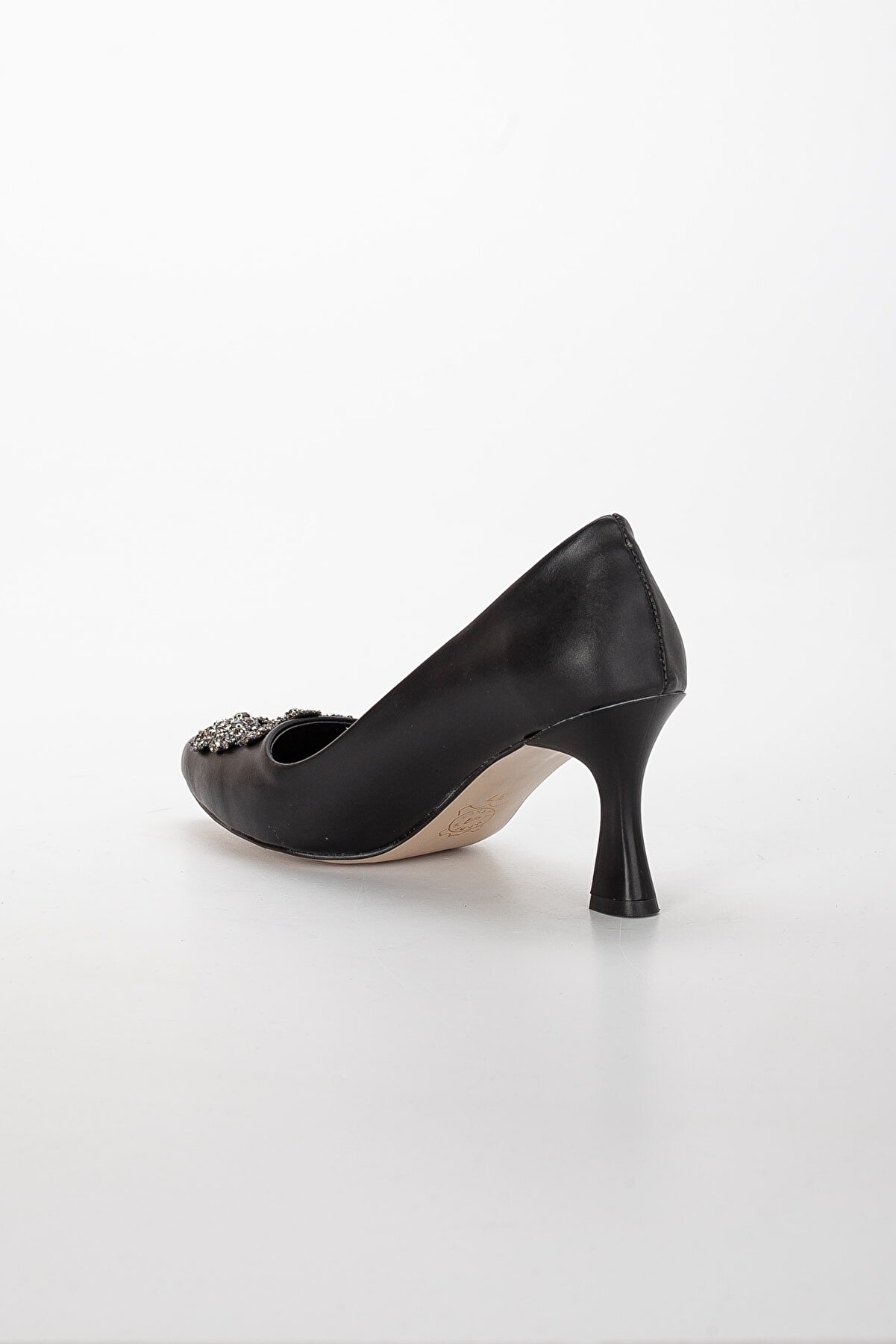 Klasi̇k 7 Cm Sti̇letto Si̇yah Mat Taşlı