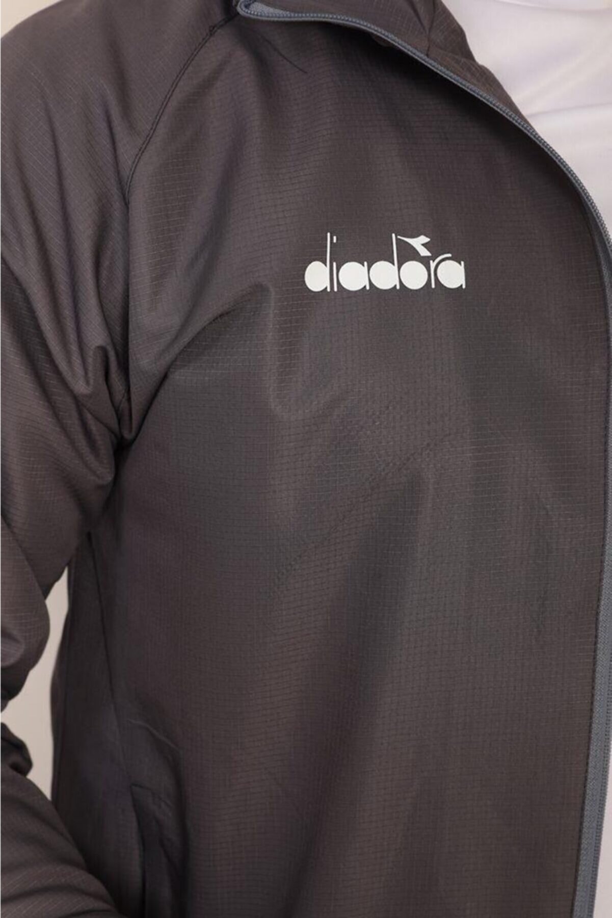 Di̇adora Uni̇sex Gri̇ Ri̇ps Yağmurluk