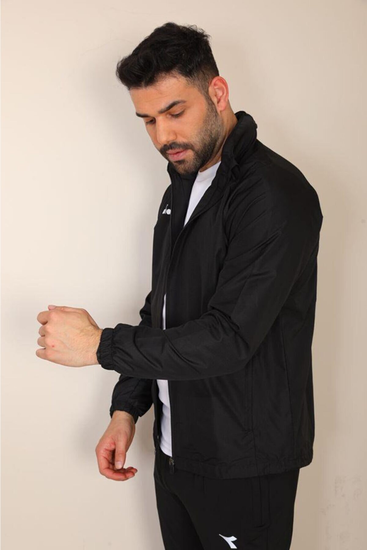 Di̇adora Uni̇sex Si̇yah Ri̇ps Yağmurluk