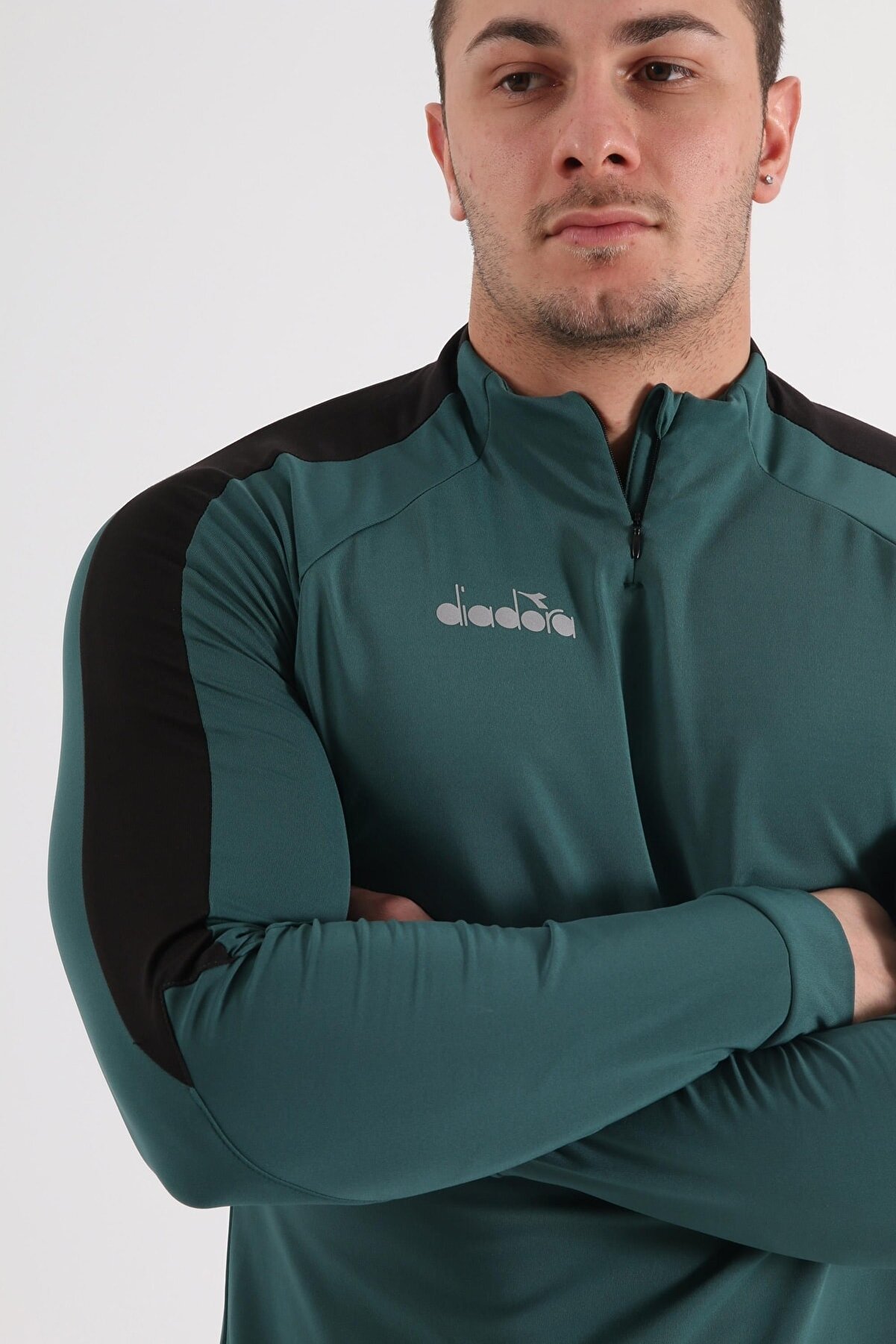 Di̇adora Mundi̇al 21 Antrenman Eşofmanı Tek Üst Koyu Yeşi̇l 260 Gr)