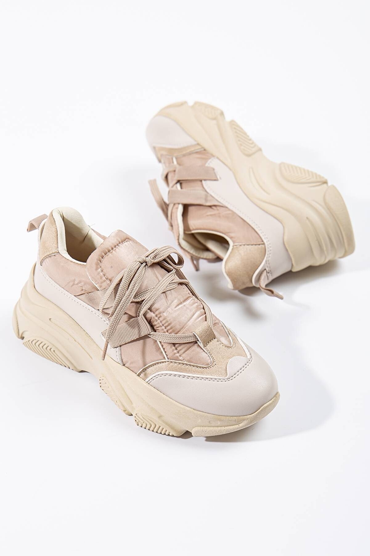 Gult Kadın Kalın Taban Spor Ayakkabı Nude