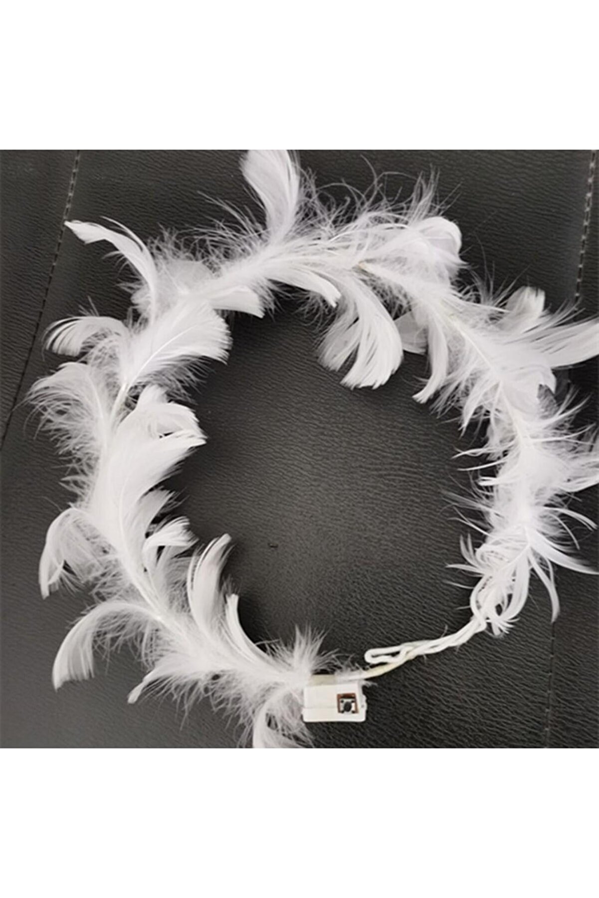 Go İthalat Led Işıklı Rengarenk Yanan 3 Fonksi̇yonlu Otri̇şli̇ Parti̇ Tacı Beyaz Renk 12X12 Cm (4072)