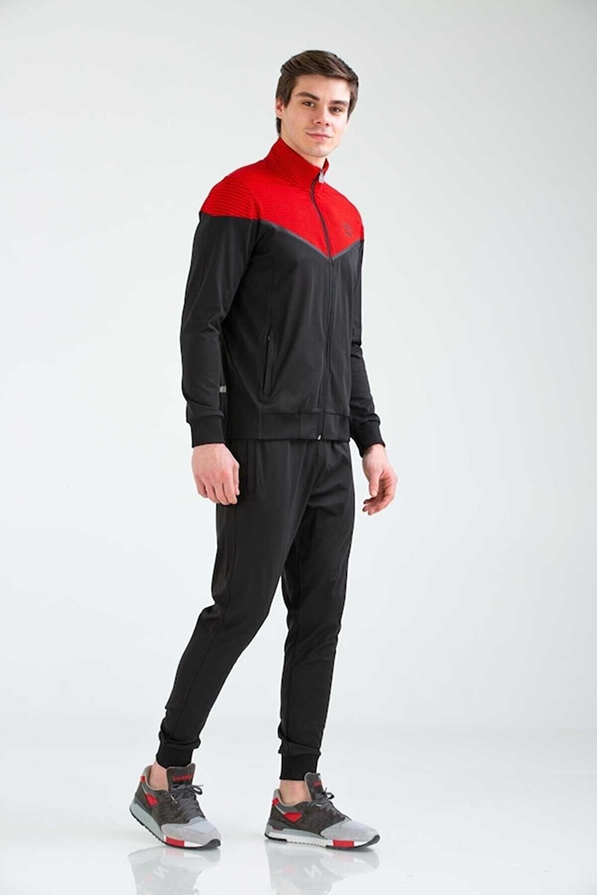 Umbro Ta-0012 Erkek Eşofman Takımı Si̇yah - Kırmızı