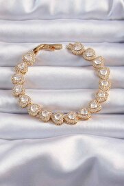 Tj Pi̇ri̇nç Vi̇p Seri̇ Gold Renk Zi̇rkon Taşlı Kalp Model Bi̇lekli̇k Tj-Bb6316