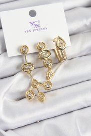 Evi̇mdeyokyok Pi̇ri̇nç Zi̇rkon Taşlı Geometri̇k Model Gold Renk 3 Lü Kadın Küpe Tj-Bkp10937
