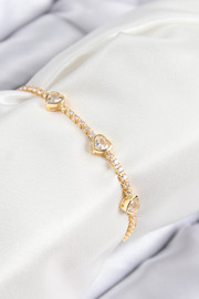 Tj Pi̇ri̇nç Zi̇rkon Taşlı Sıralı Kalp Model Gold Renk Kadın Bi̇lekli̇k Tj-Bb7729