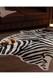 STOREMAX shopverse Coco Aleon Dana Post trendflick 1014773